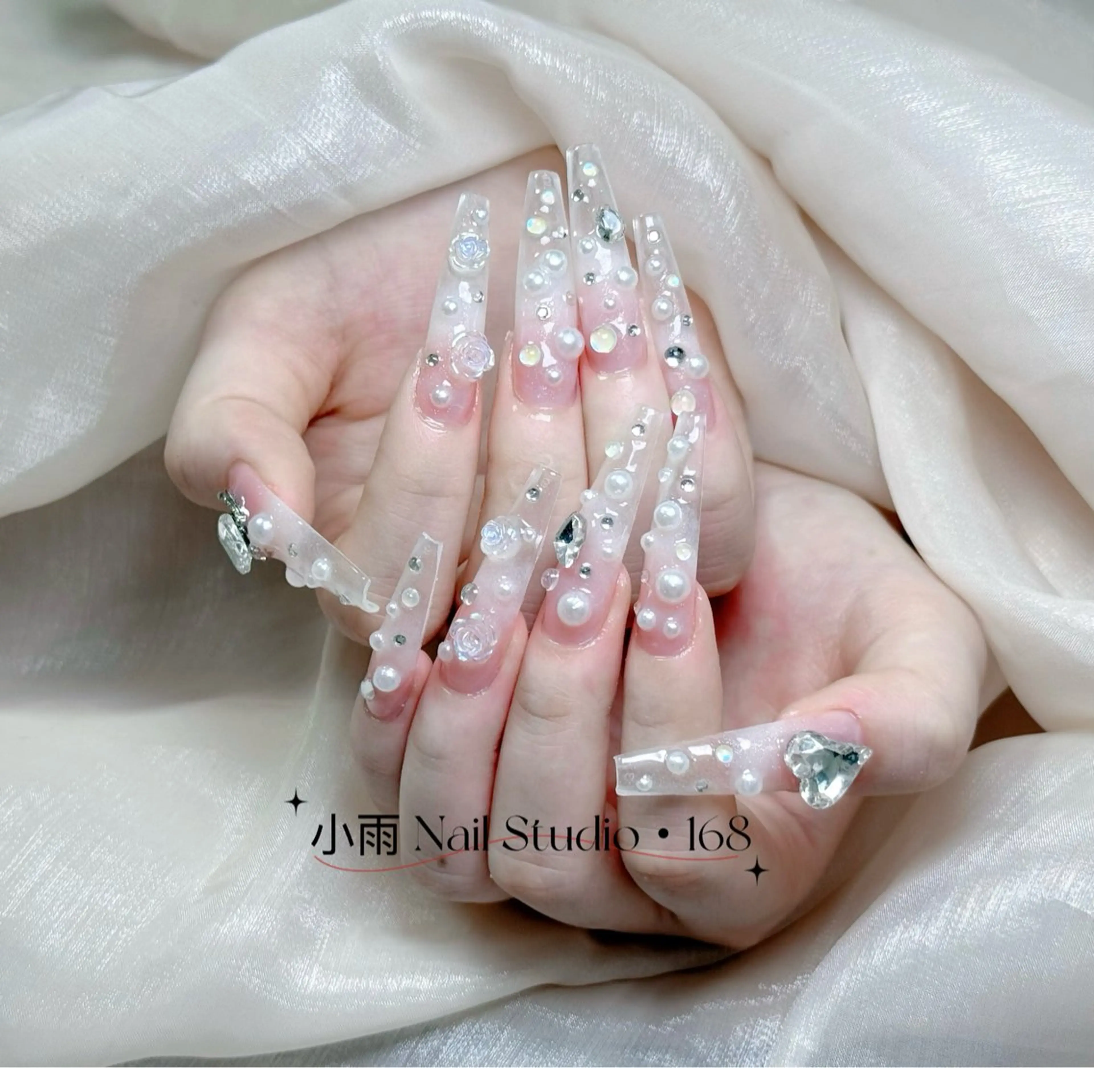 ネイル 小雨 Nail Studio・168のネイルデザイン