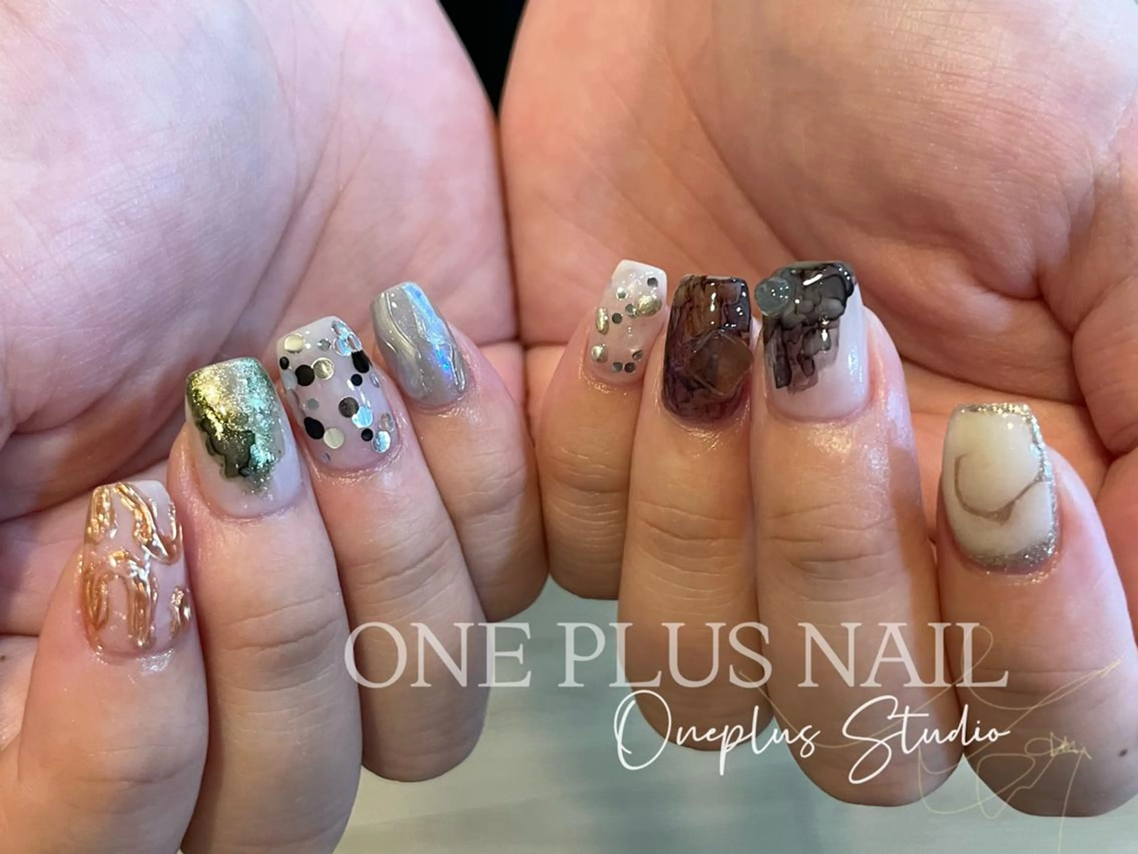 ネイル ジェルネイル キラキラネイル 韓国ネイル ラメ(グリッター) マグネットネイル haruka 🧸のネイルデザイン