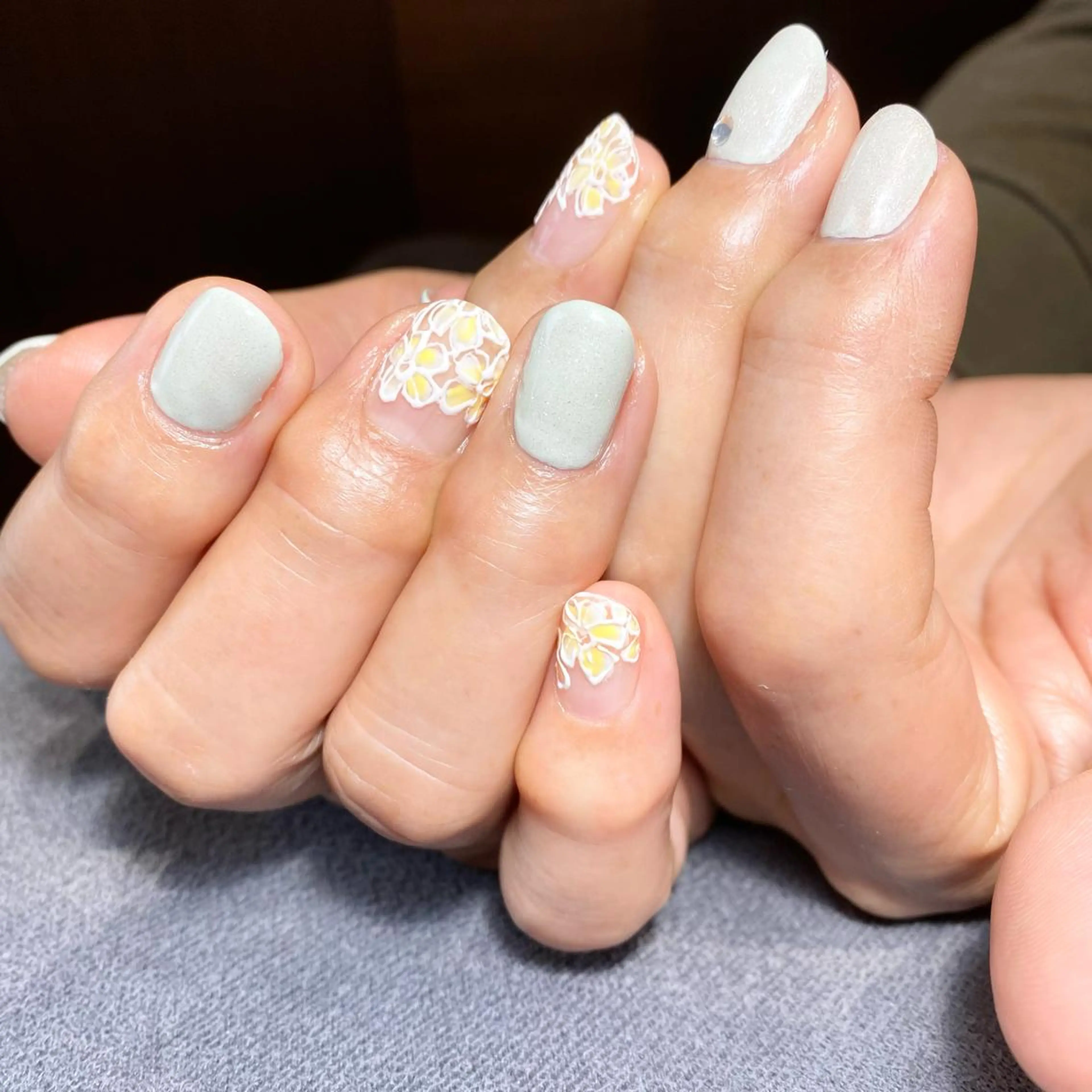 ネイル Flore (フロール)の眉毛・アイブロウイメージ