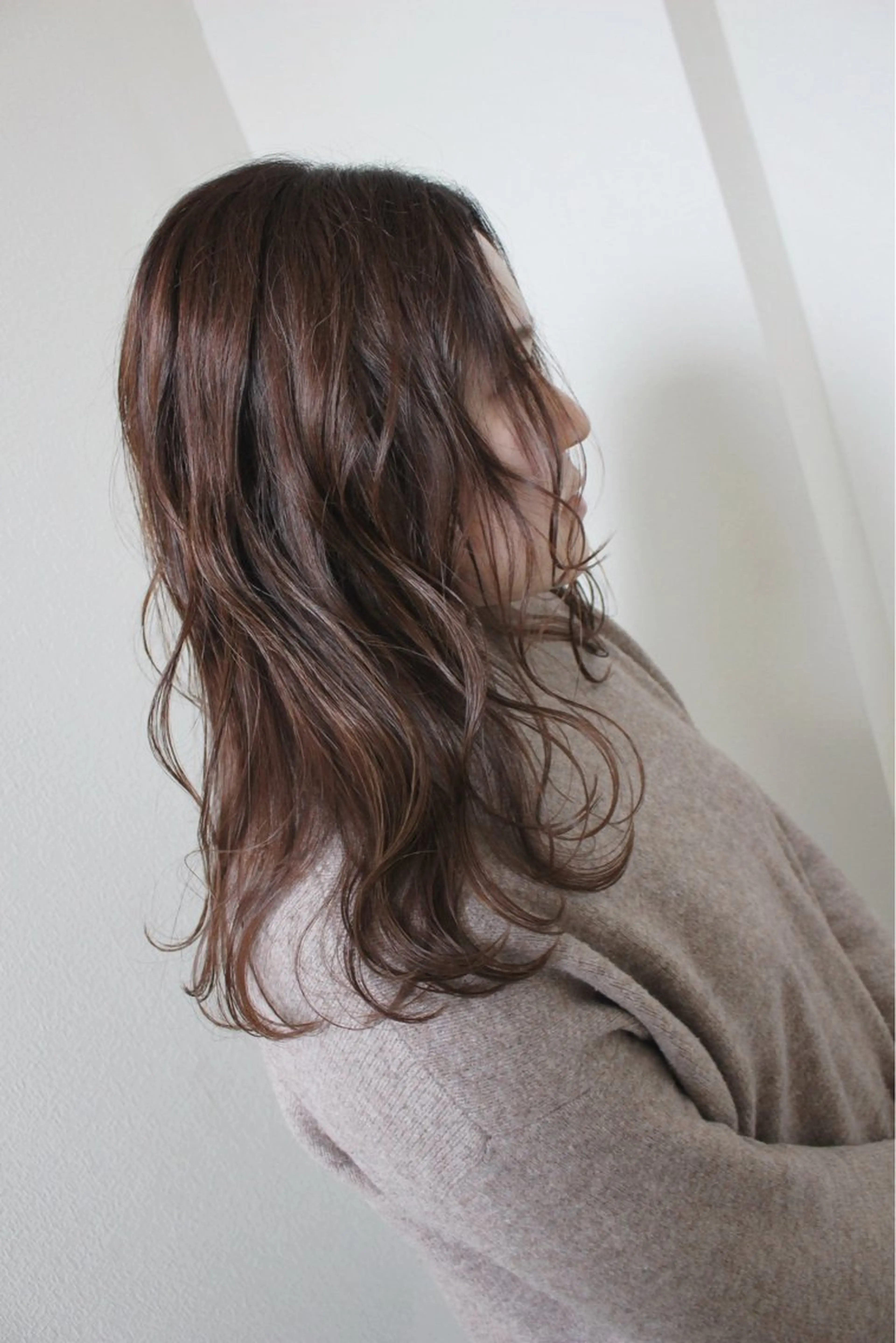 セミロング カラー グレージュ カット ヘアカラー 土居 正季のヘアスタイル