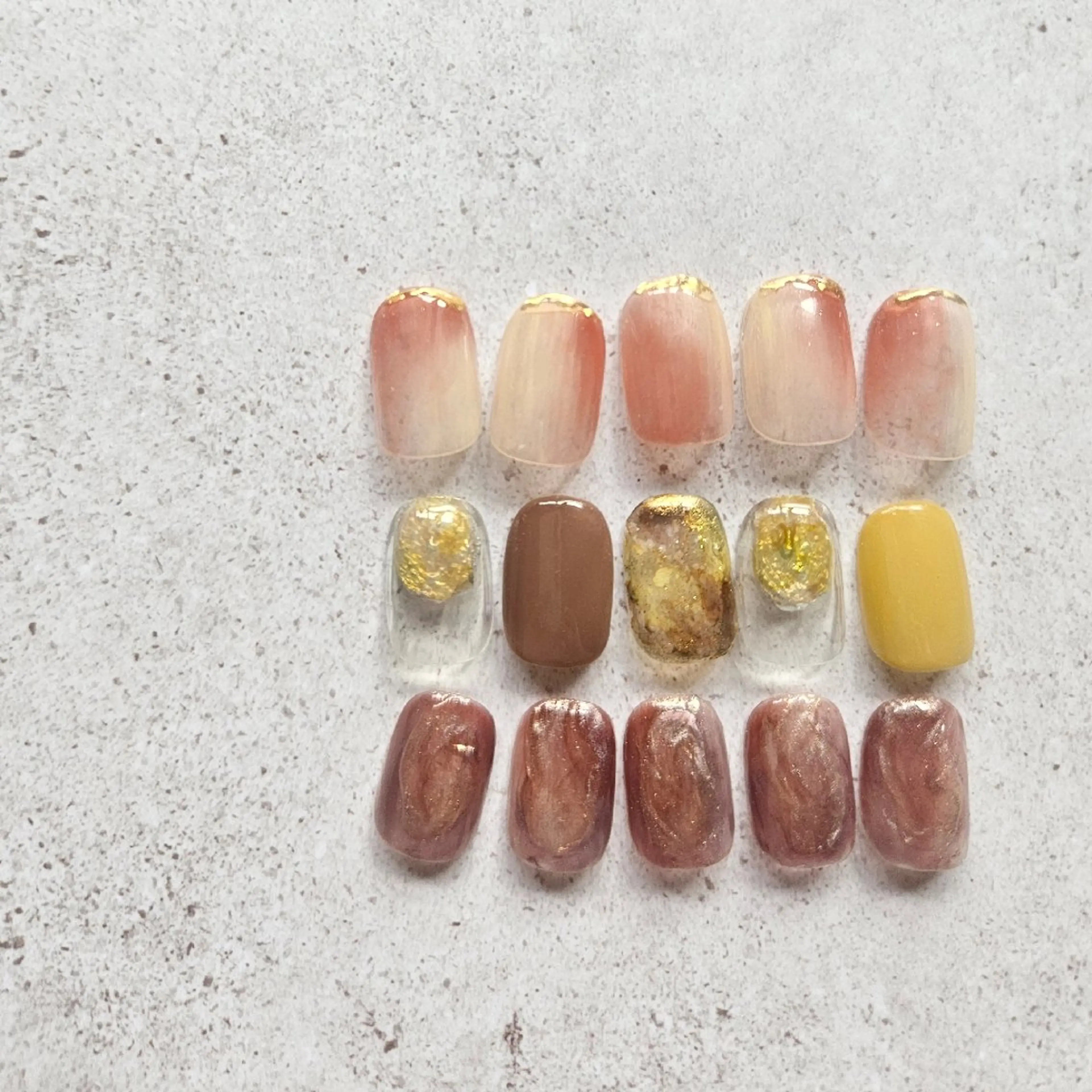 ネイル ニュアンスネイル ぷっくりネイル ハンドネイル Nailsalon manoのネイルデザイン