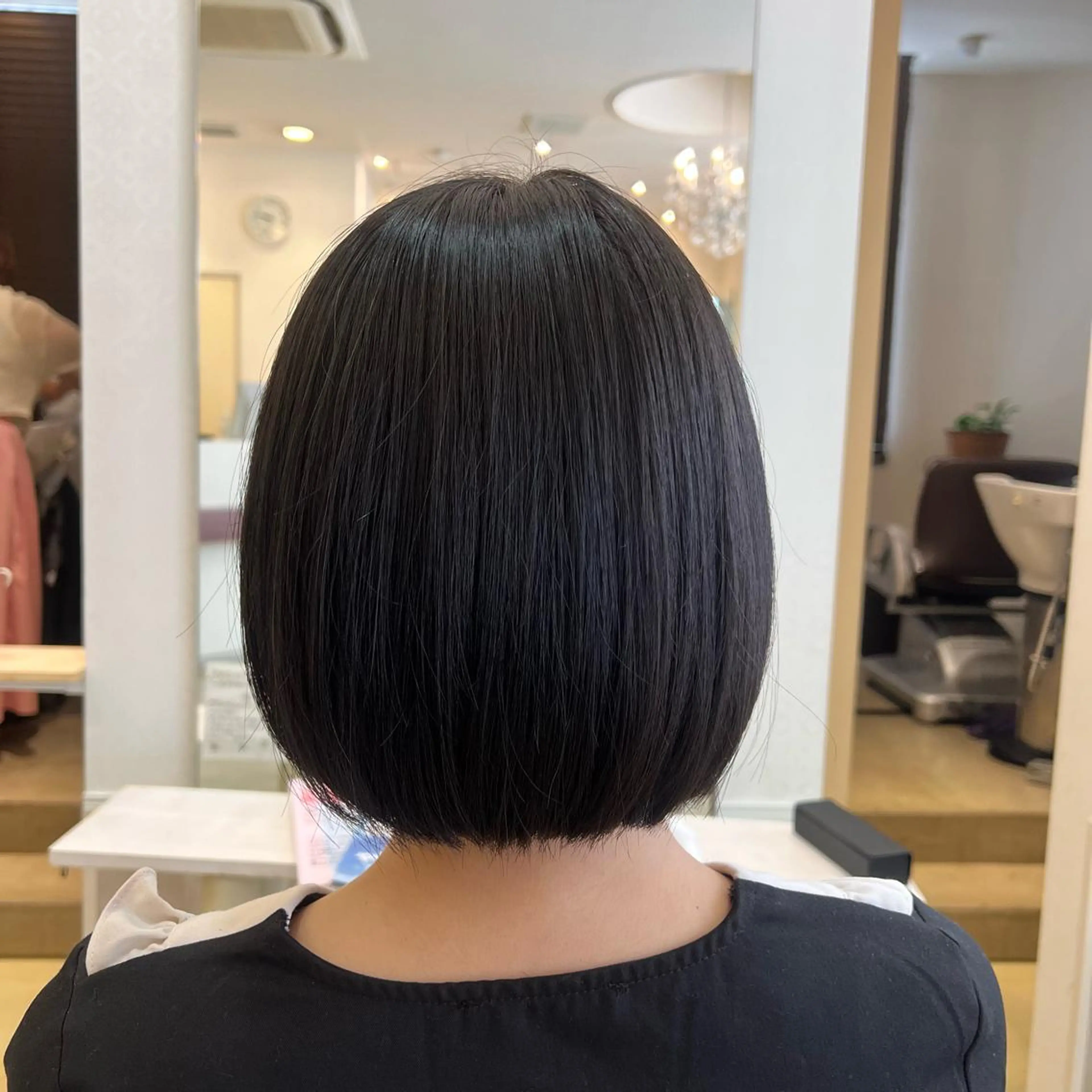 ミディアム 大西 七海のヘアスタイル