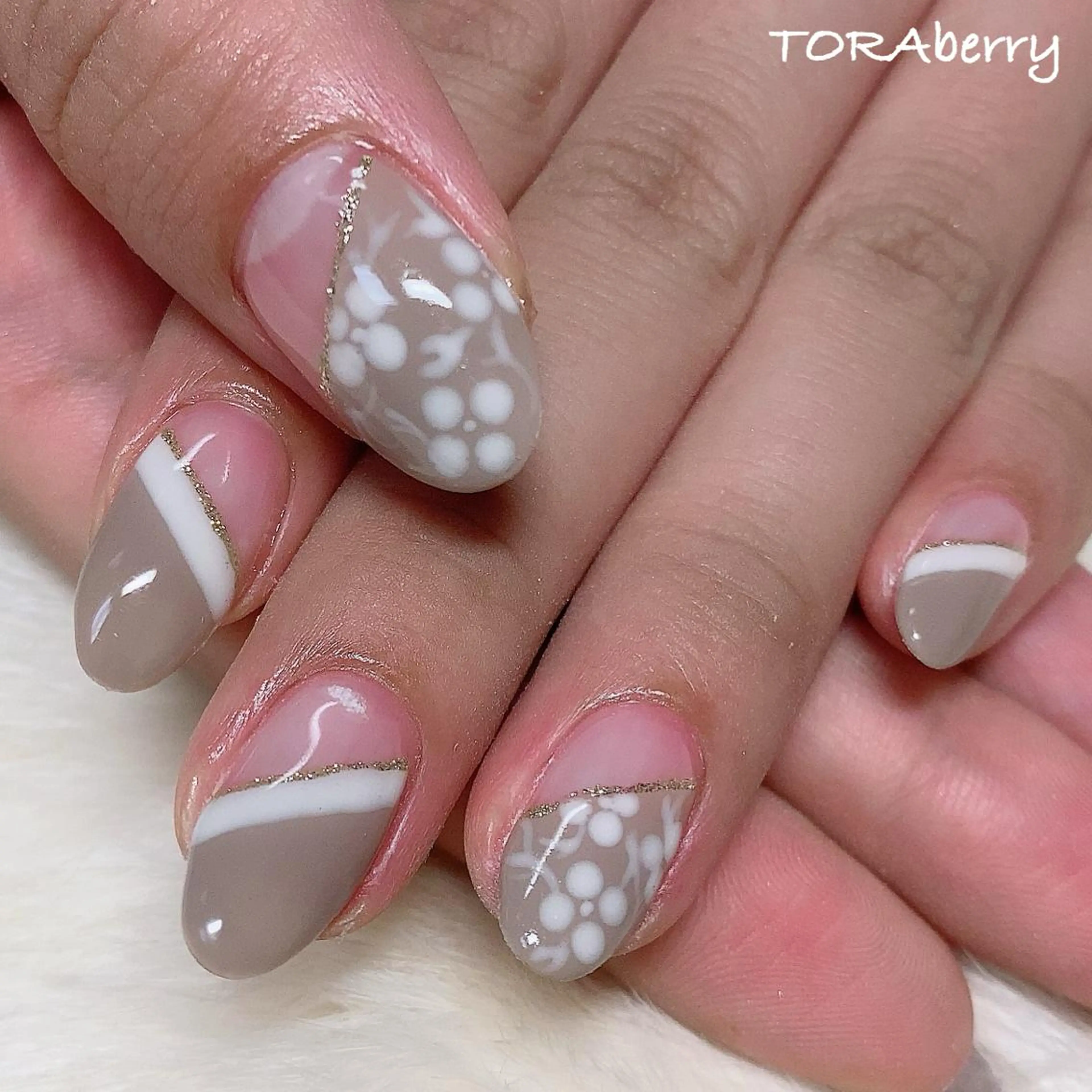 ネイル ハンドネイル ネイリスト なつみのネイルデザイン