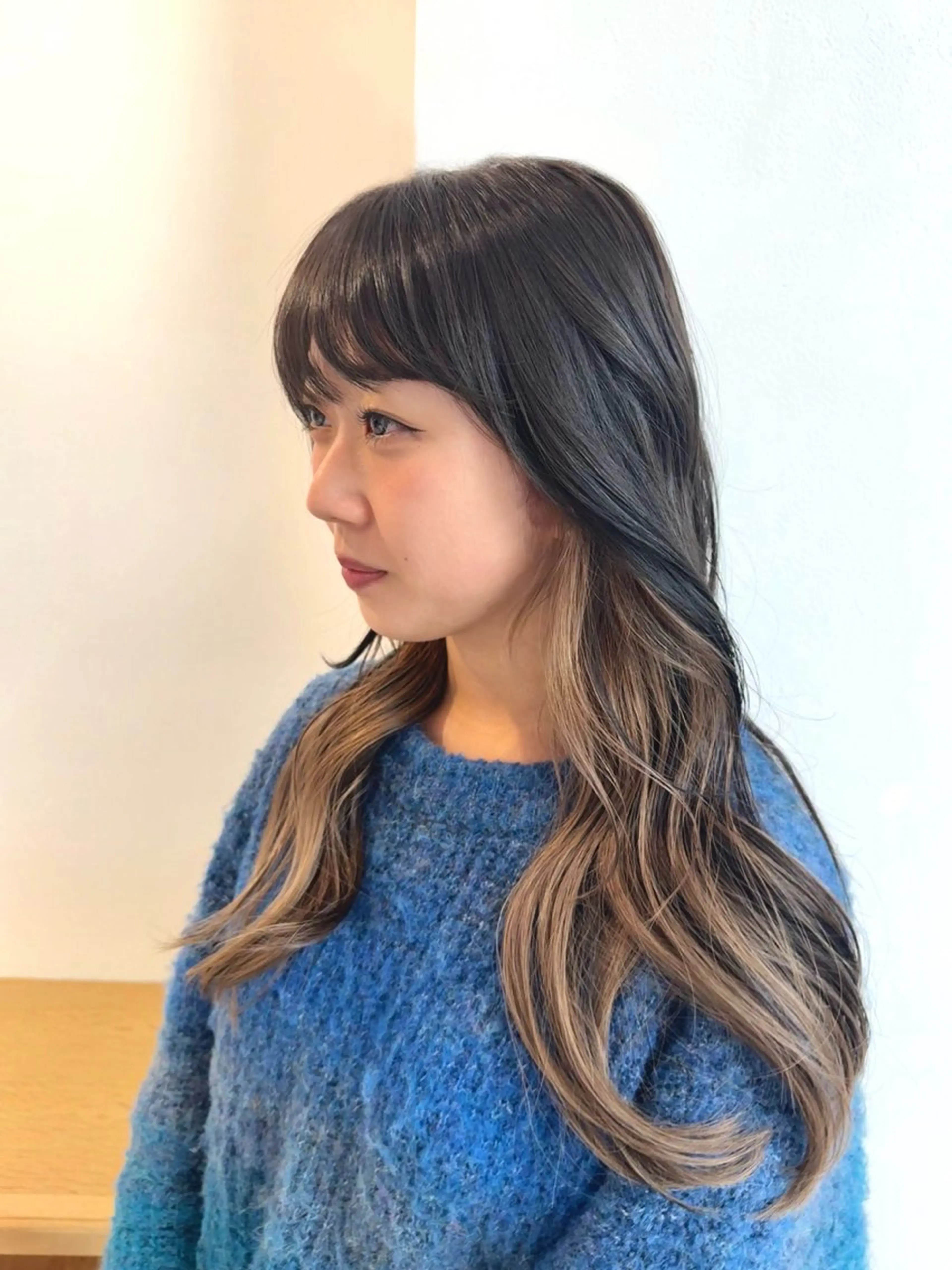 セミロング カラー 安永 涼のヘアスタイル
