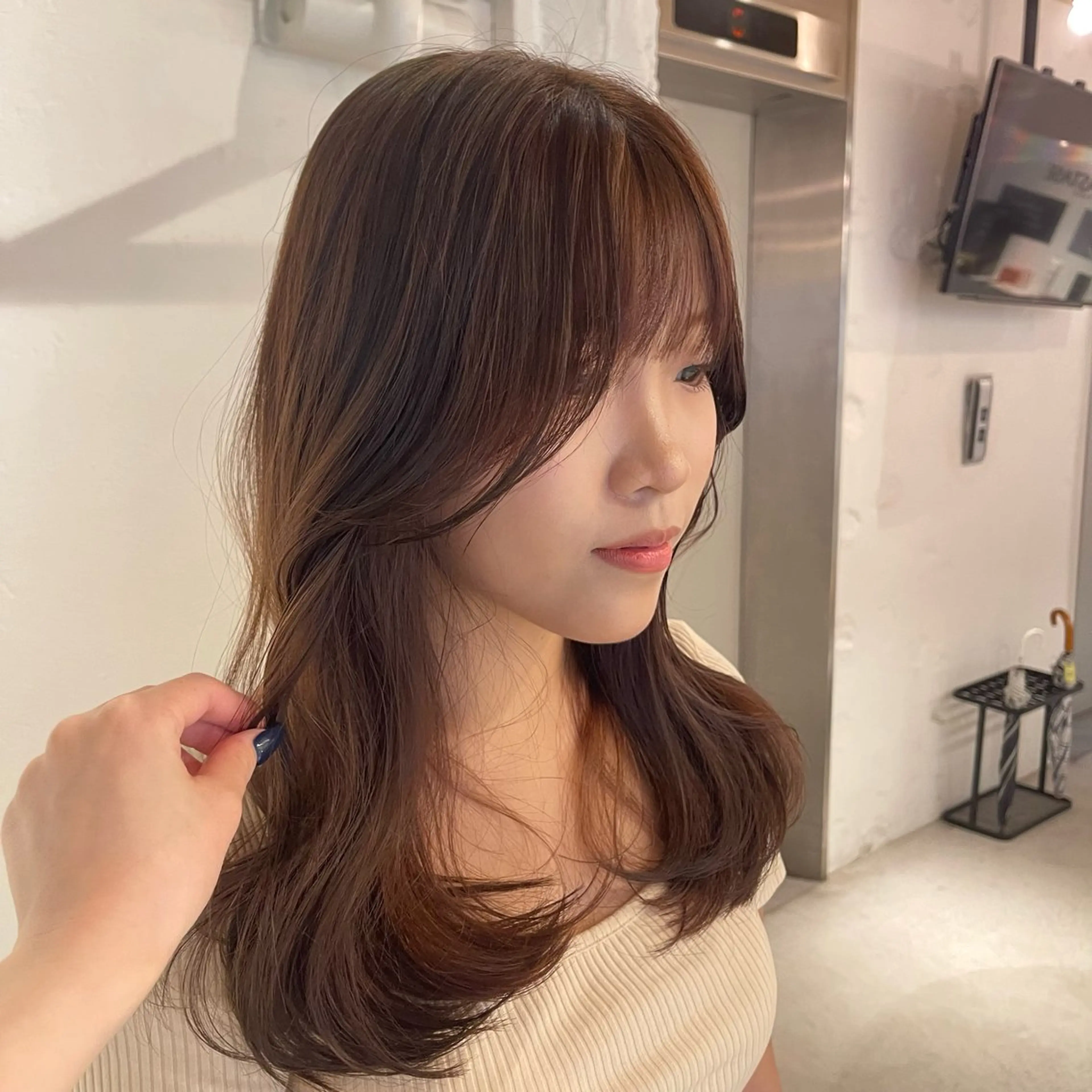 ミディアム カラー ブラウンカラー nameless miichiのヘアスタイル