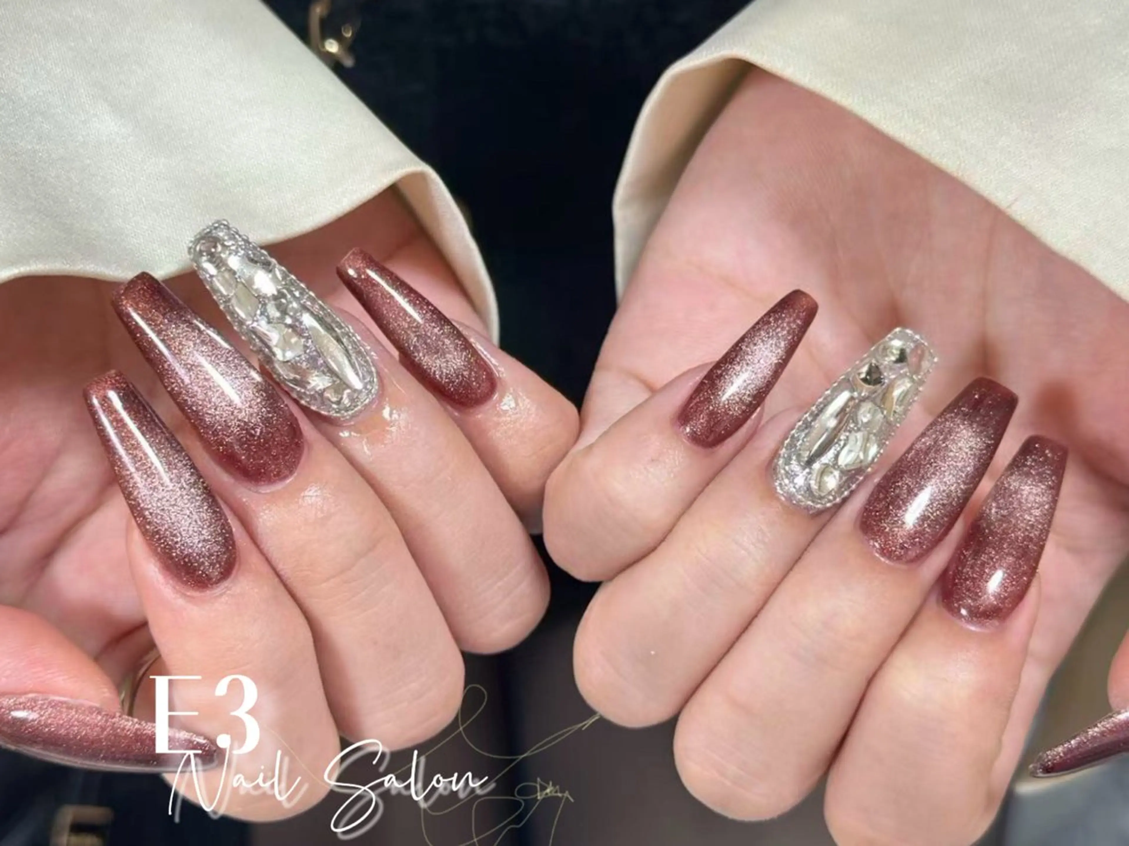 ネイル フレンチネイル ジェルネイル ガラスフレンチ グラデーション キラキラネイル ハンドネイル E3 Nail Salonのネイルデザイン