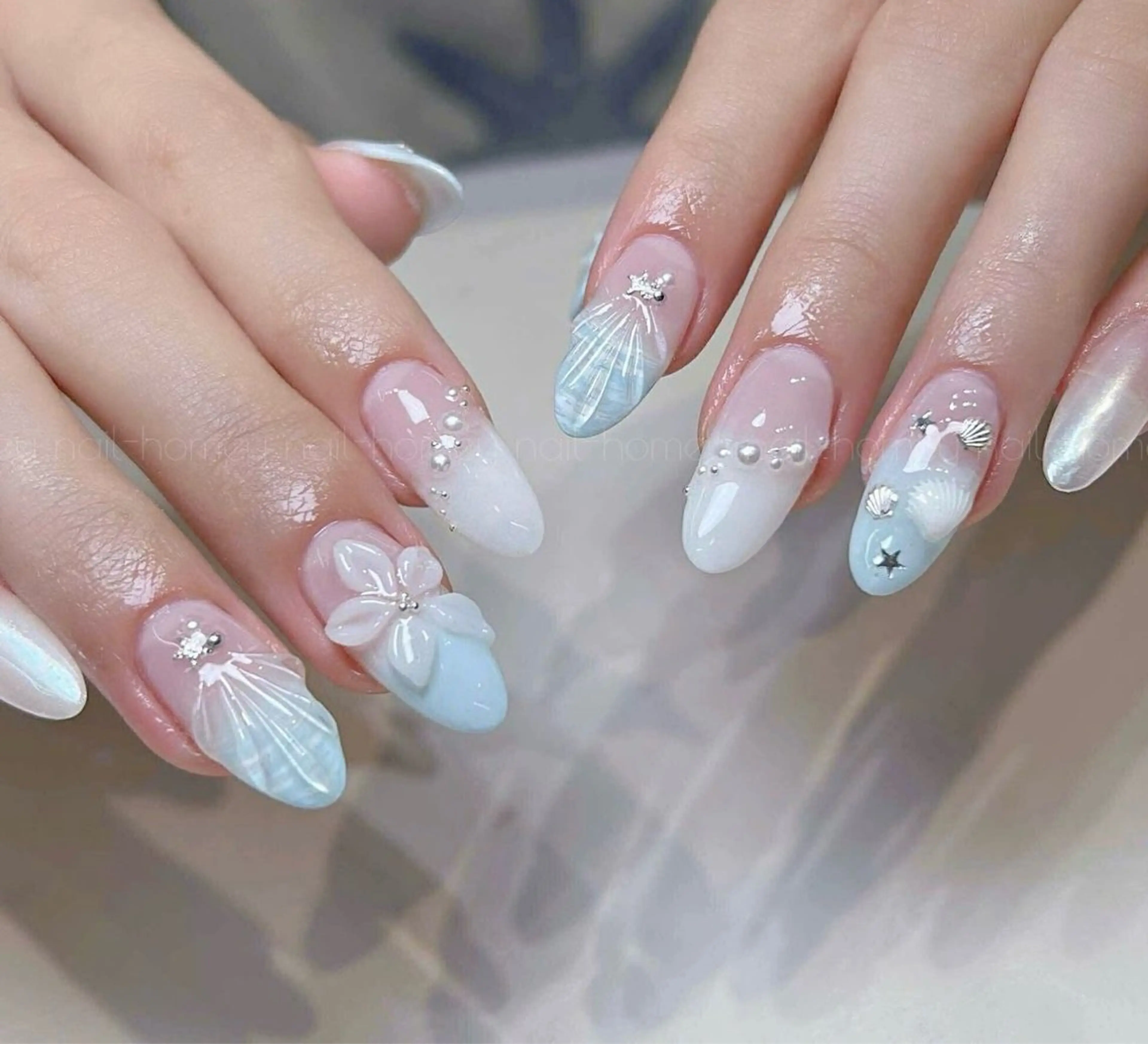 カラー ベージュカラー 透明感カラー グラデーションカラー ピンクカラー ハンドネイル AIN Nailのネイルデザイン