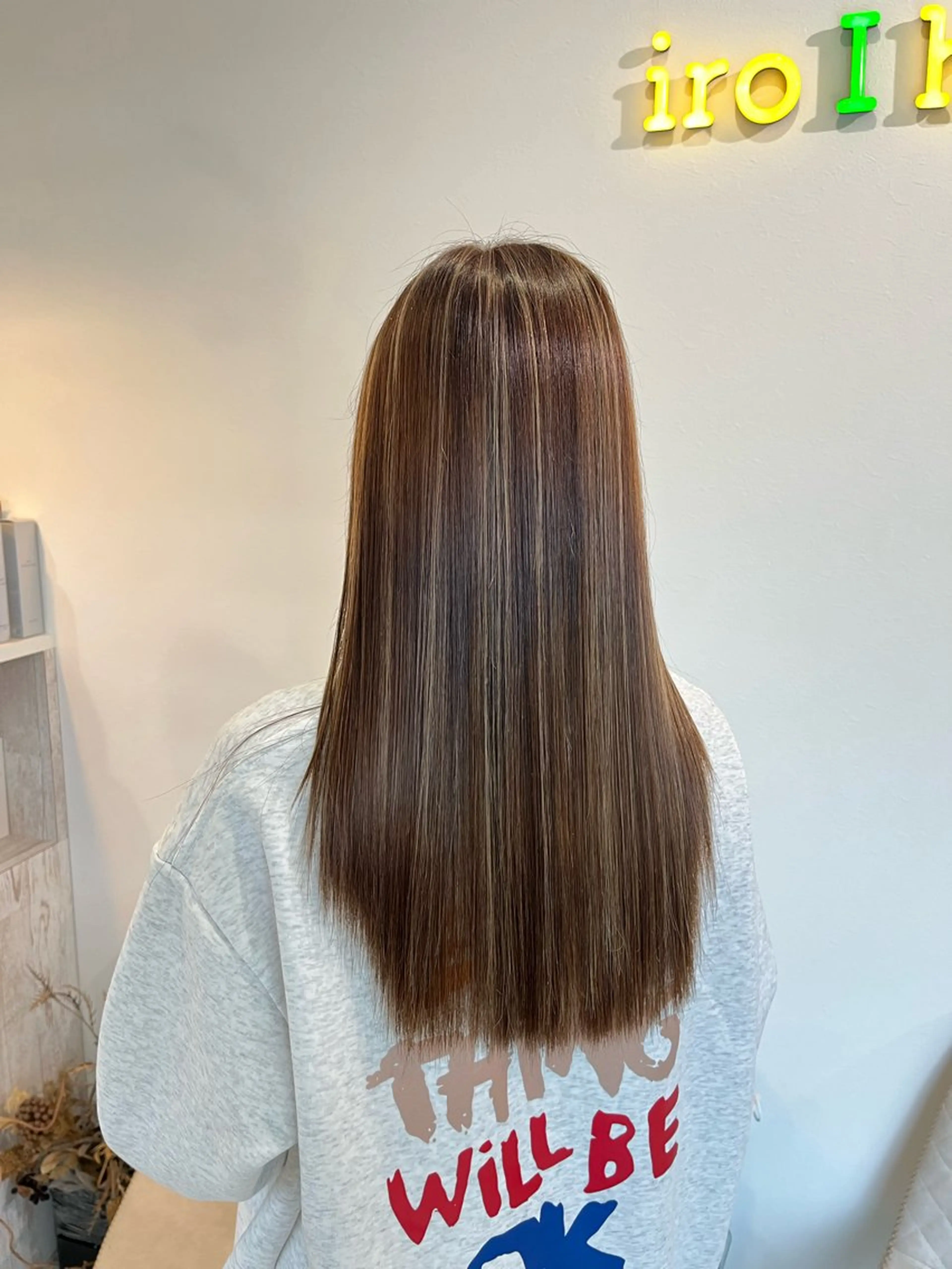 【女性限定】✨カット+外国人風ケアブリーチハイライト+トリートメント✨の写真