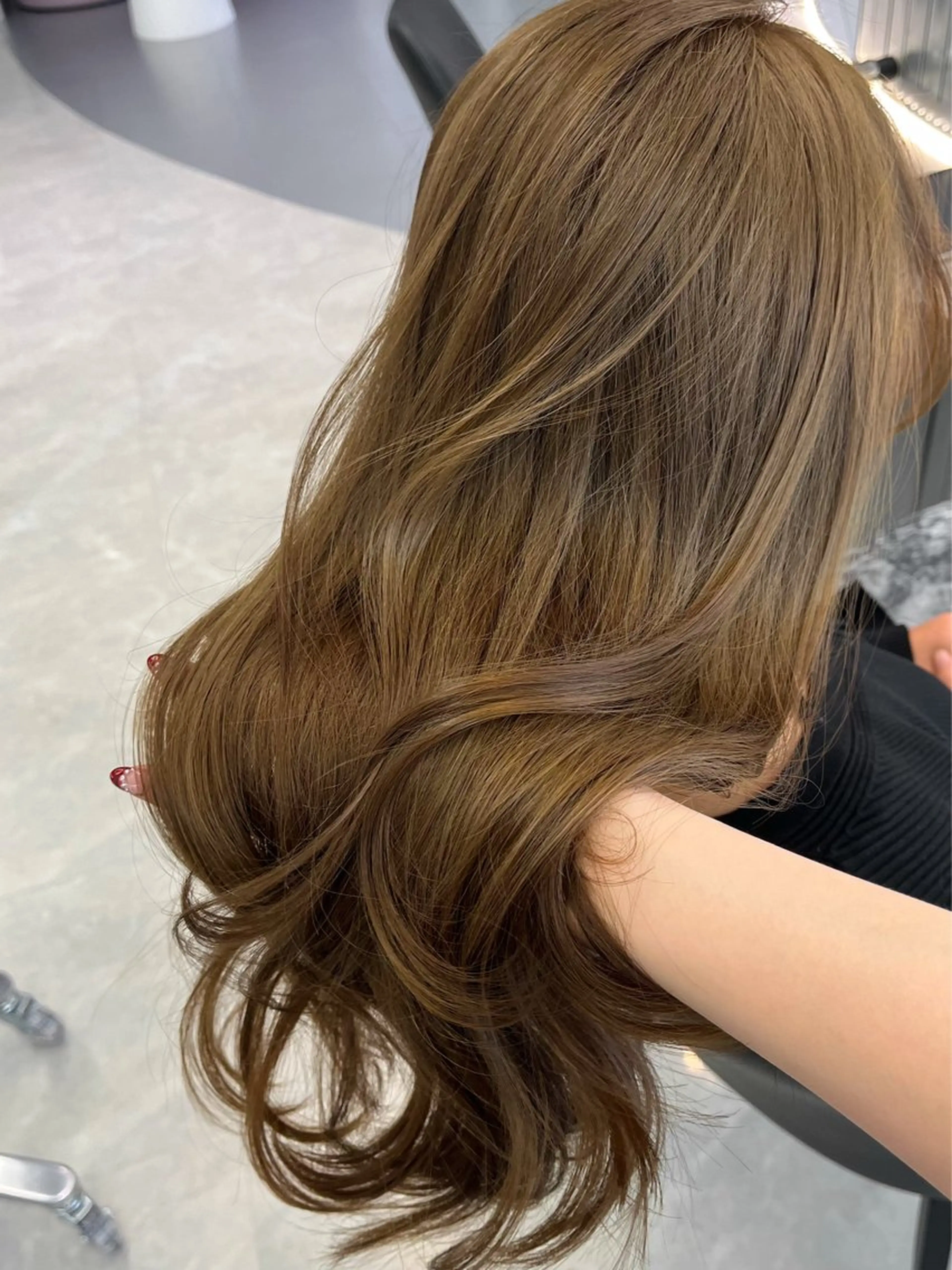 ロング カラー ベージュカラー ブリーチ Kaho🤍レイヤー ※女性限定のヘアスタイル