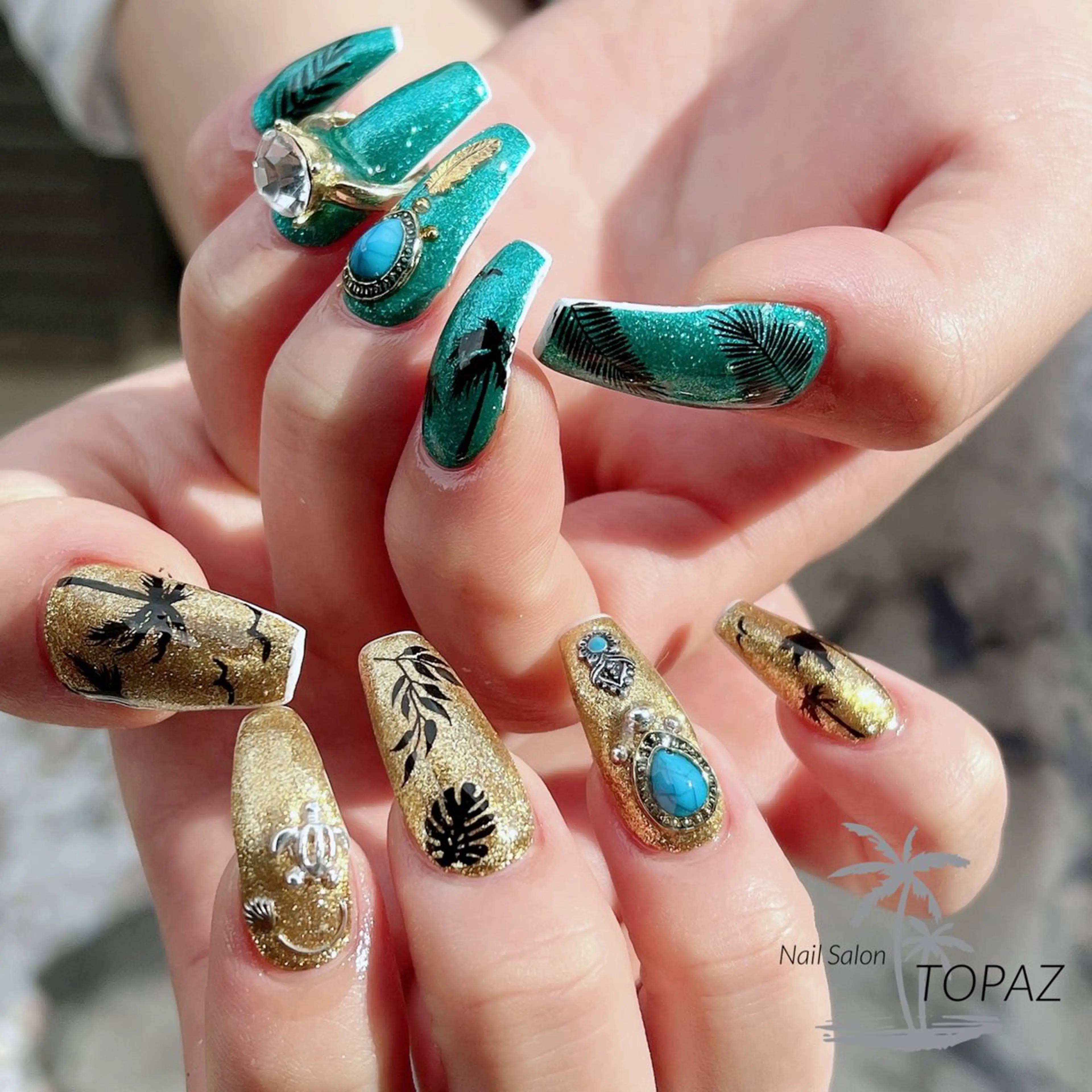 ネイル TOPAZ Ayumiのネイルデザイン