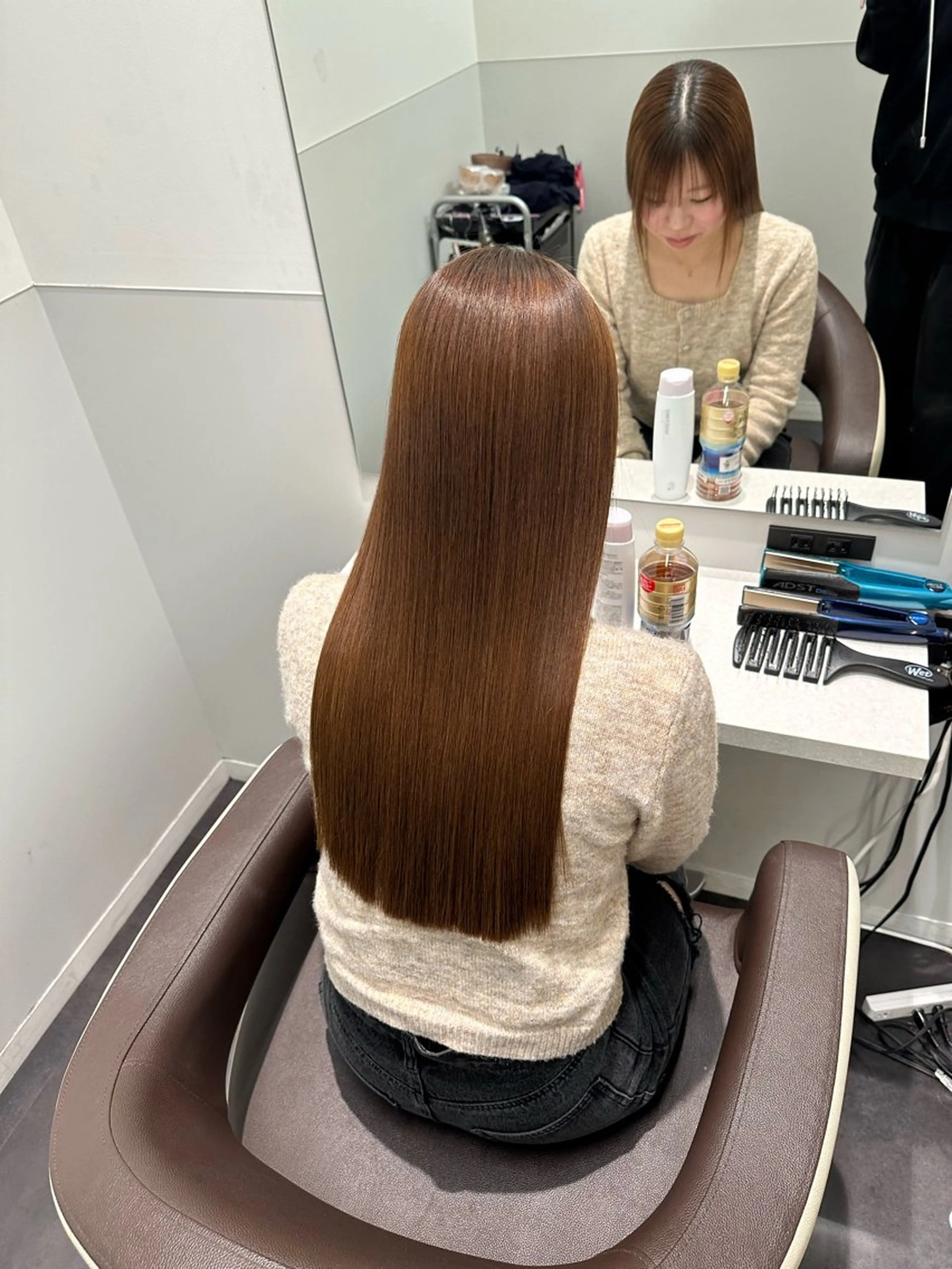 セミロング 美髪特化✨ 伊織✨縮毛矯正✨のヘアスタイル