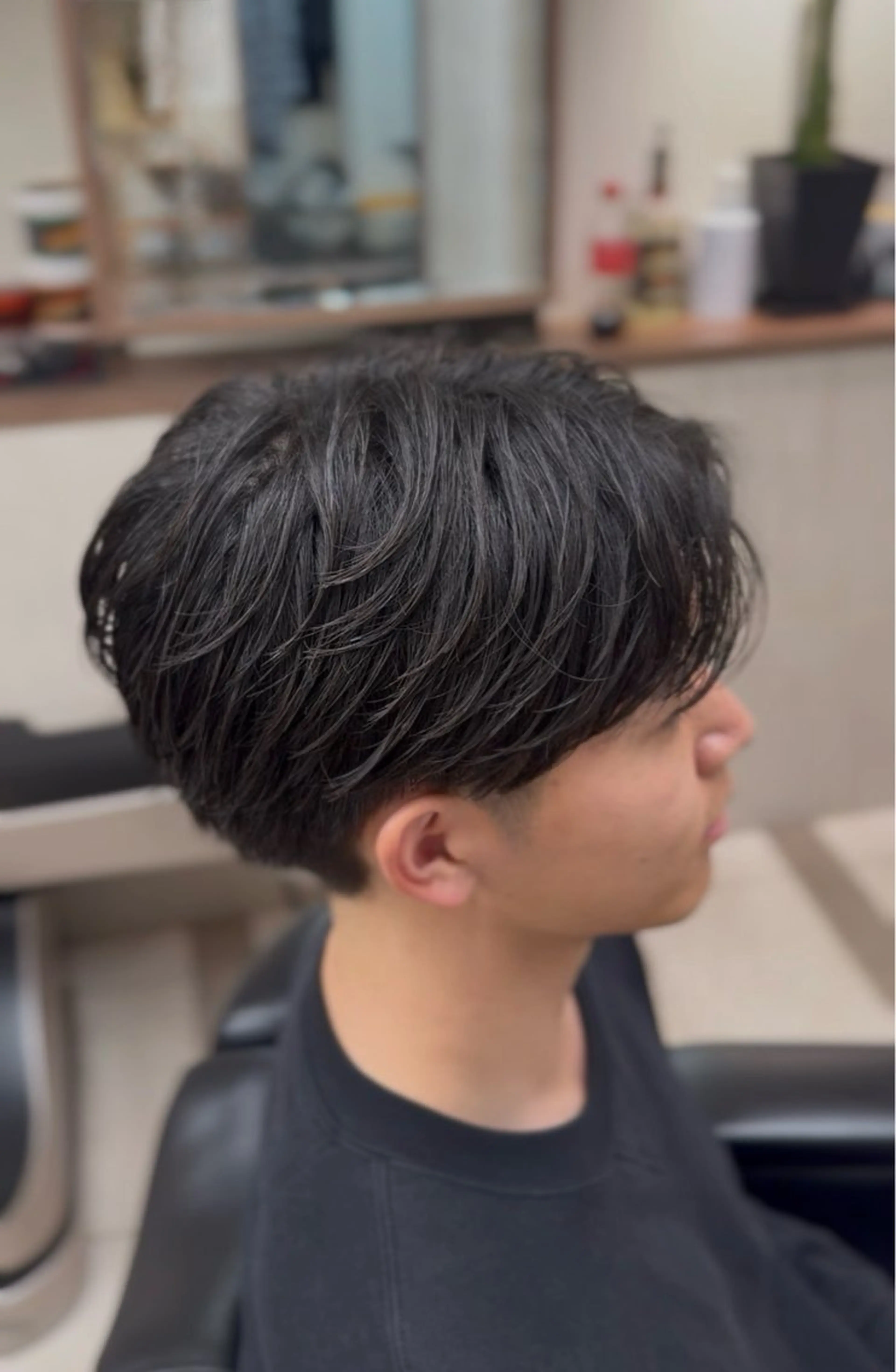 ショート パーマ メンズ センターパート カット パーマ フルハタヒロト 六本木理容師のヘアスタイル