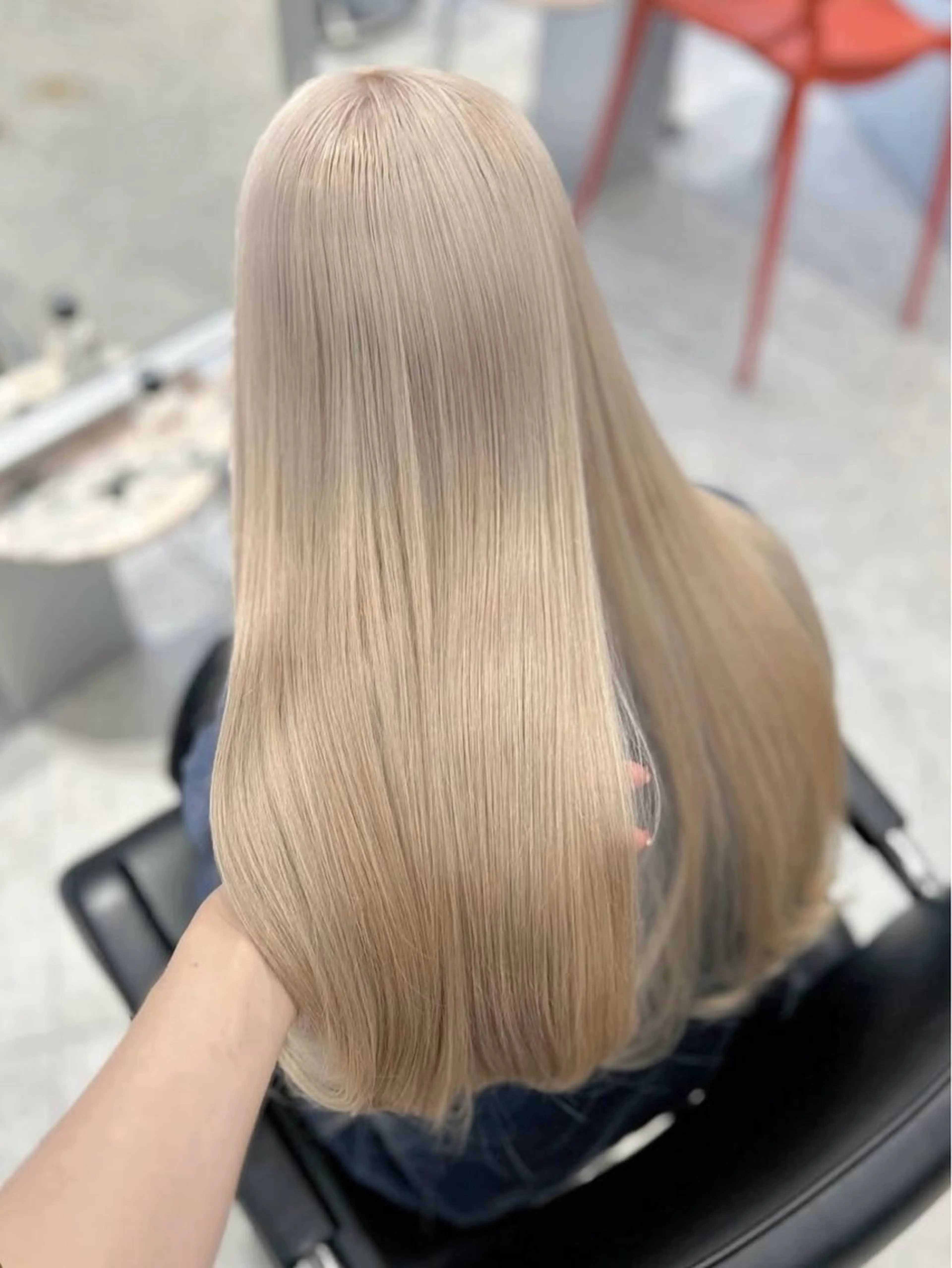 ロング カラー PELE/ミルクティ ー/NATSUKIのヘアスタイル