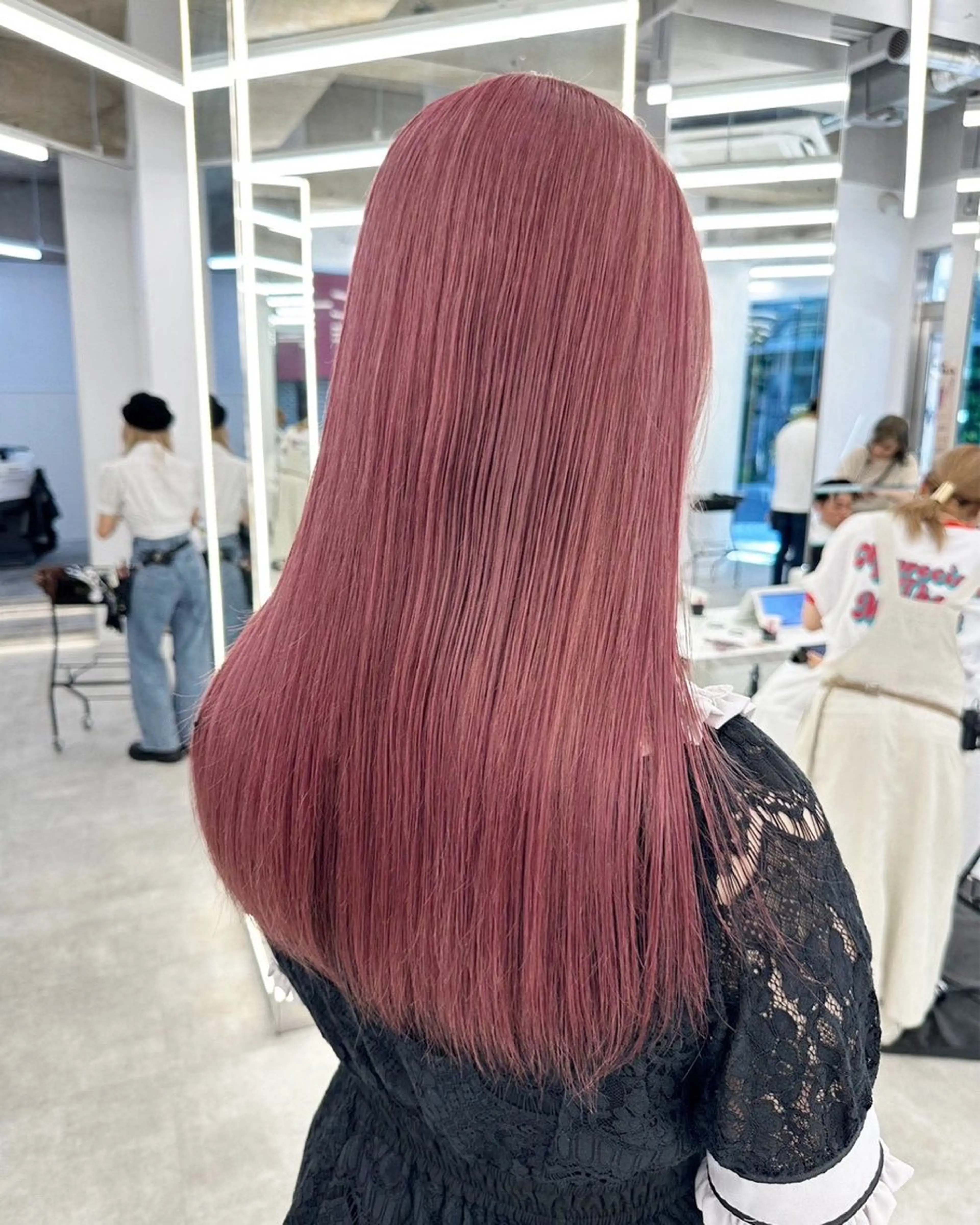 ロング カラー 透明感カラー🩶 sakina🐈‍⬛のヘアスタイル