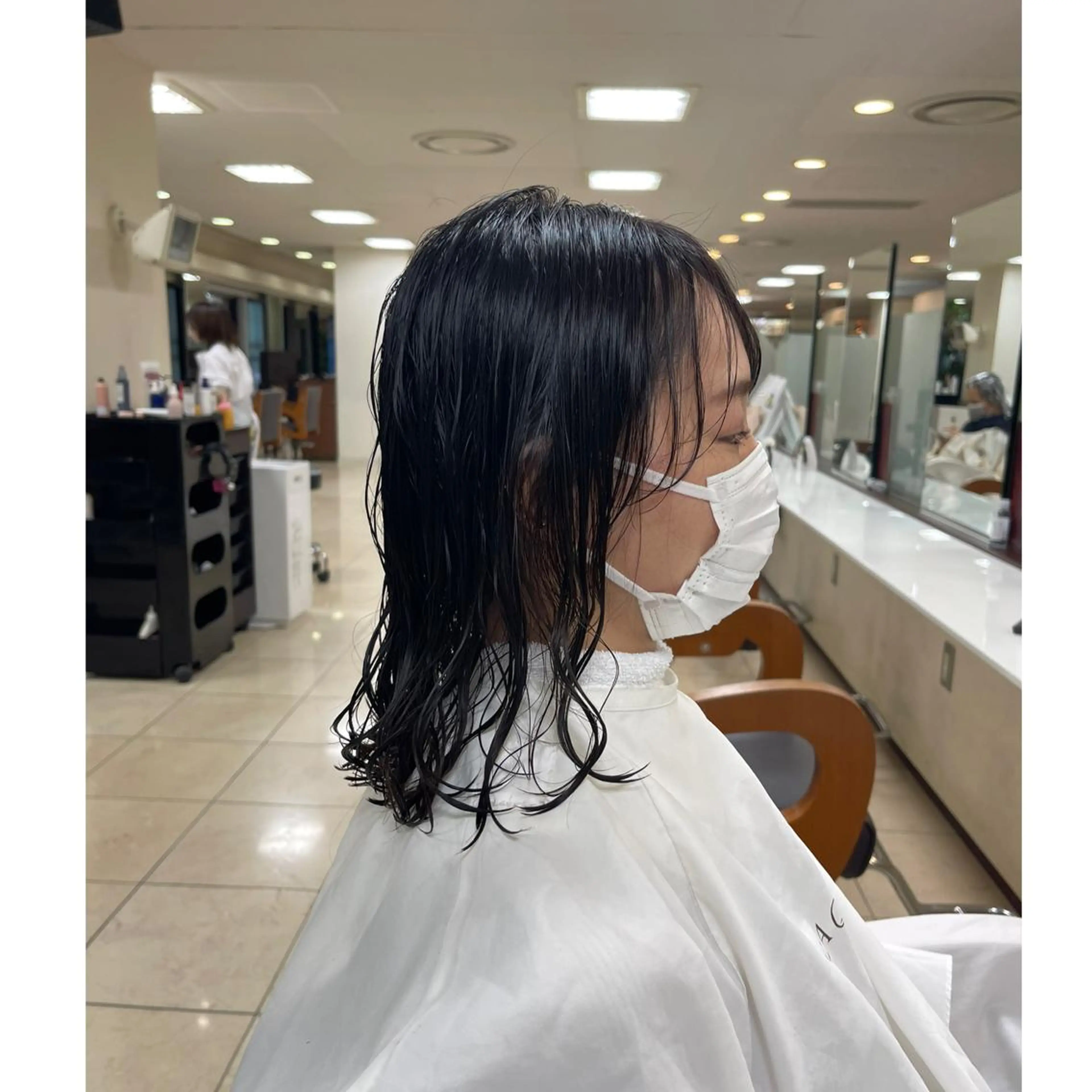 ミディアム パーマ ミディアムパーマ RINA /ショート 新宿/新宿御苑 のヘアスタイル