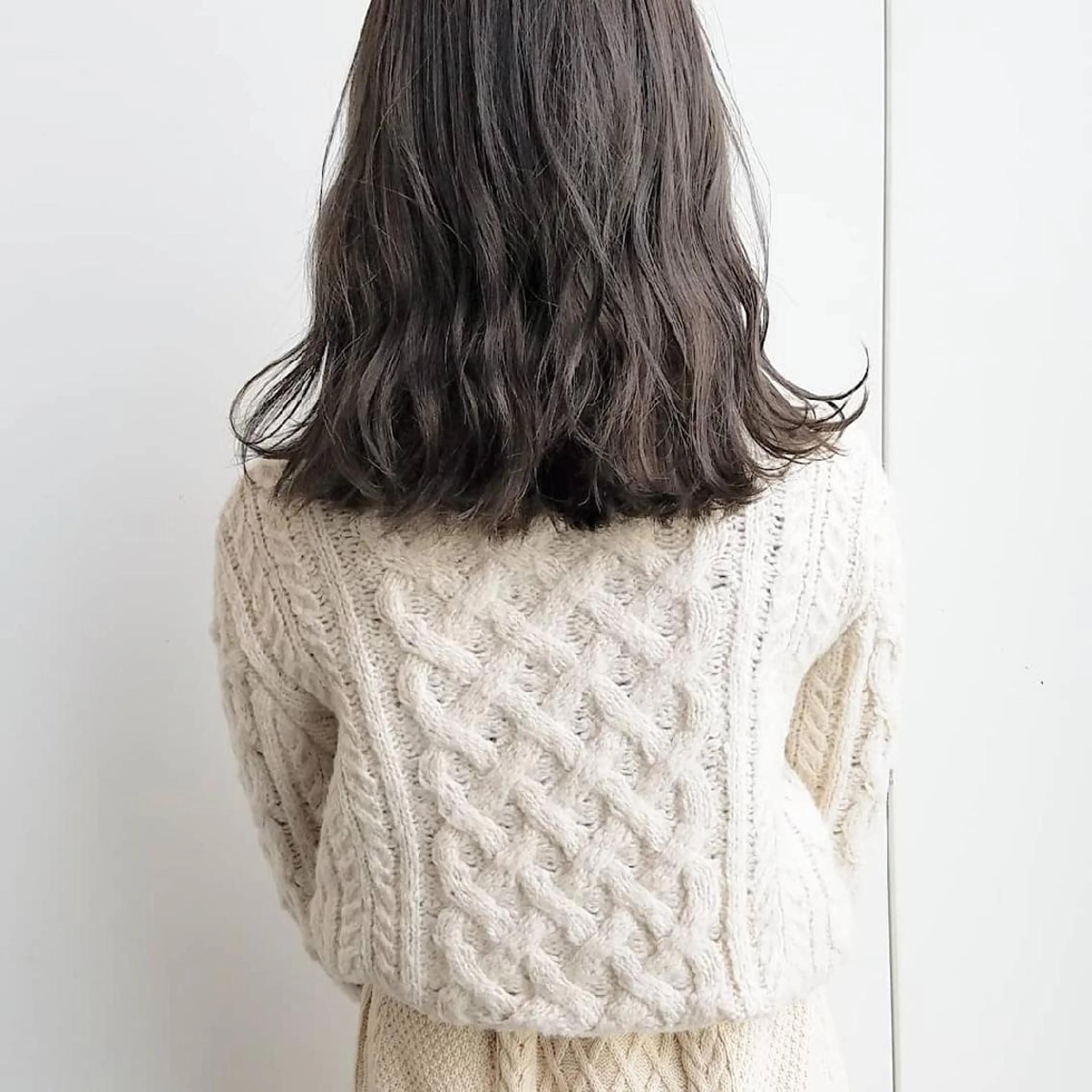 カラー グレージュ モカグレージュ iplus まつげ、眉毛、耳つぼのマツエク・マツパデザイン