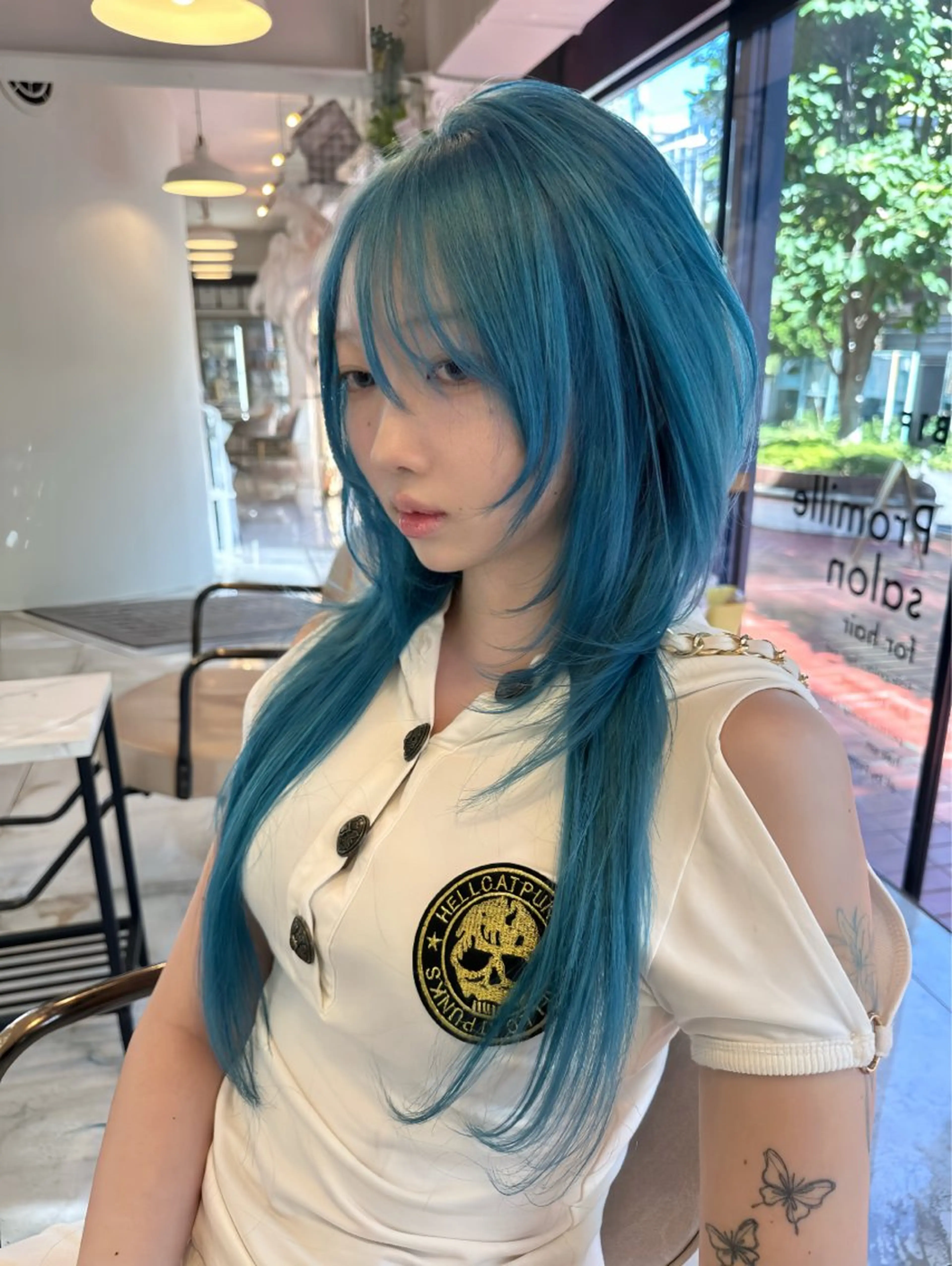 ロング カラー RiA/レイヤーカッ ト/ハッシュカットのヘアスタイル