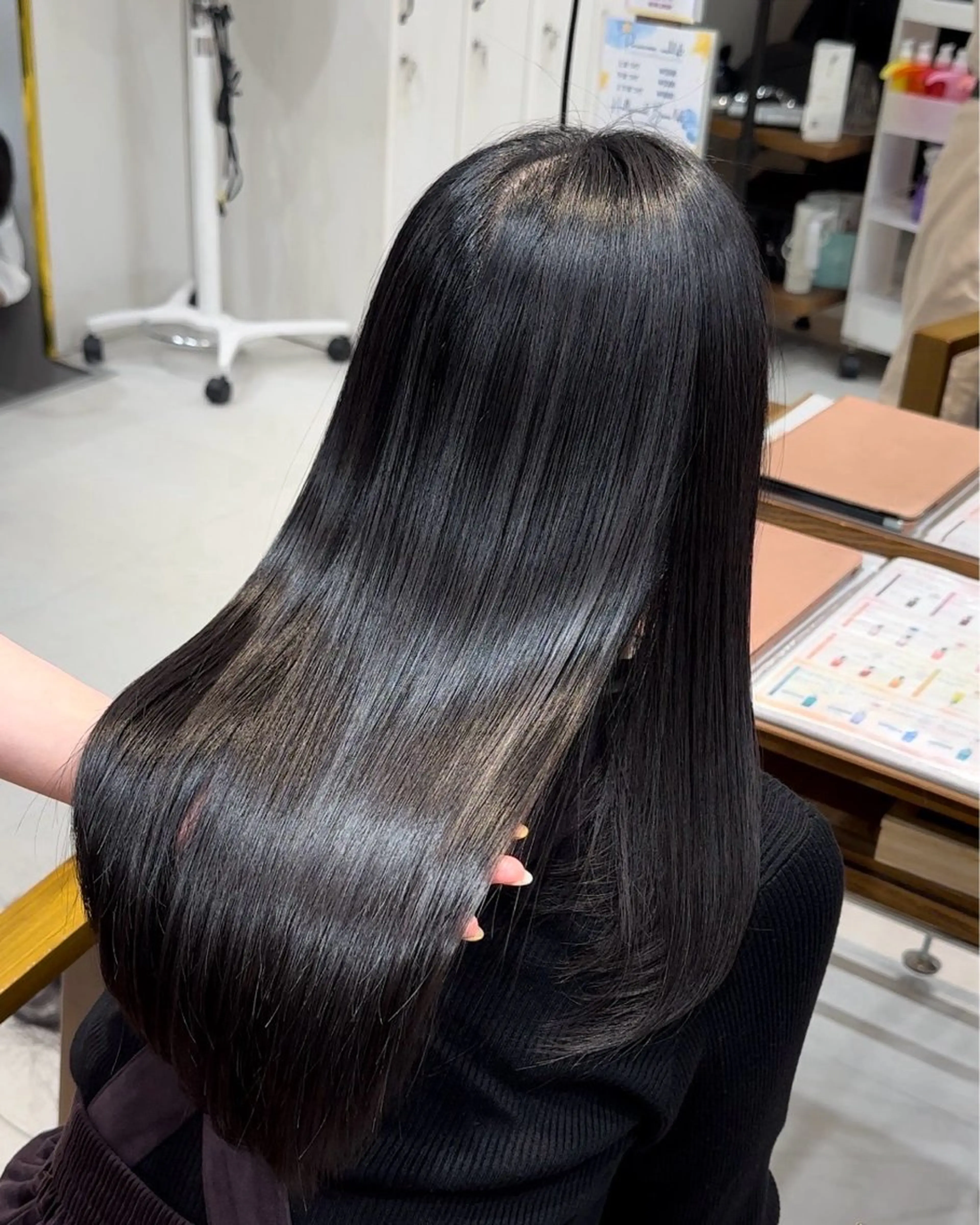 ロング あなただけの艶カラー 🌈⭐️ヒロキのヘアスタイル