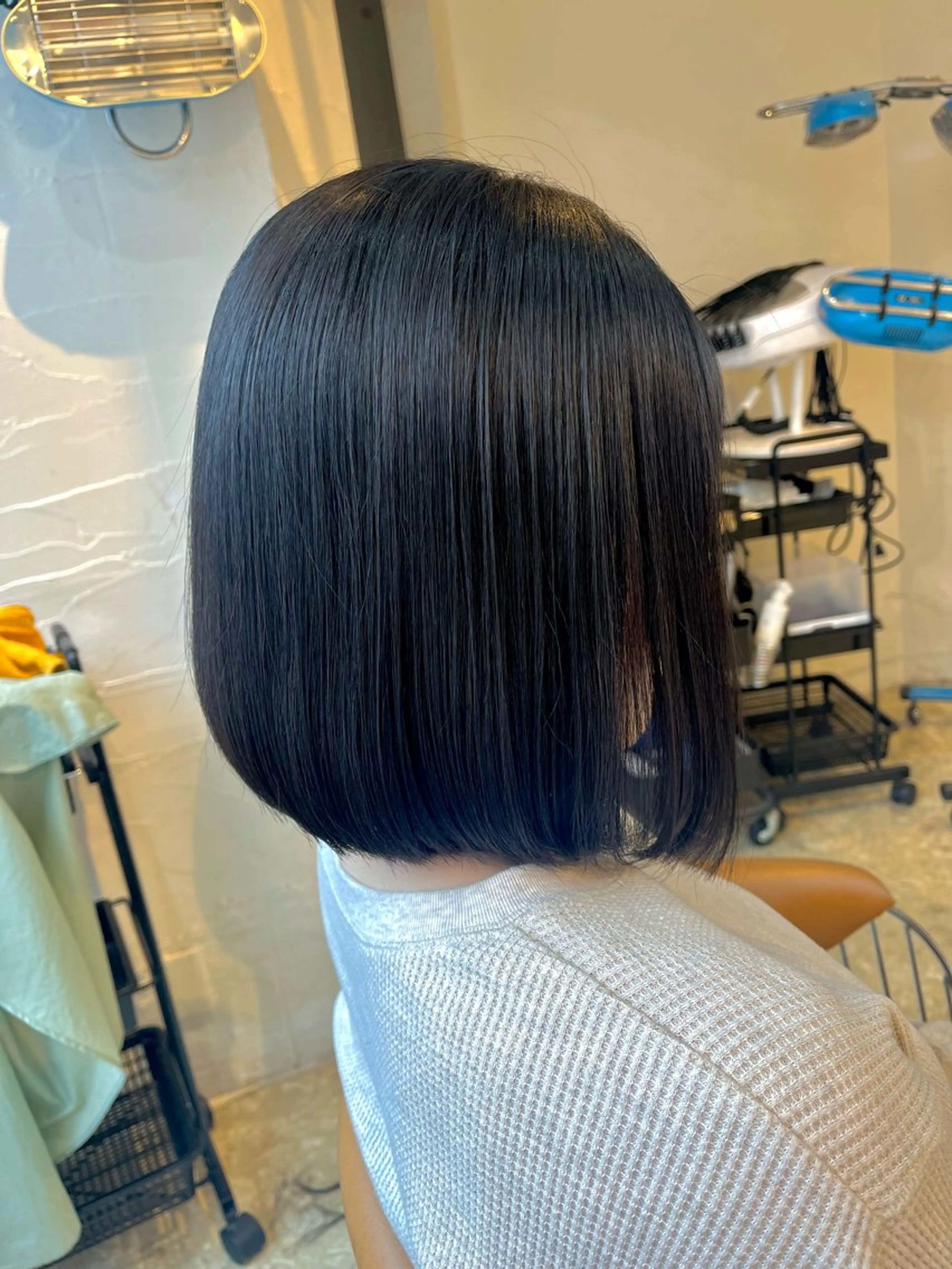 ミディアム パーマ カット 縮毛矯正 うしだ かおるのヘアスタイル