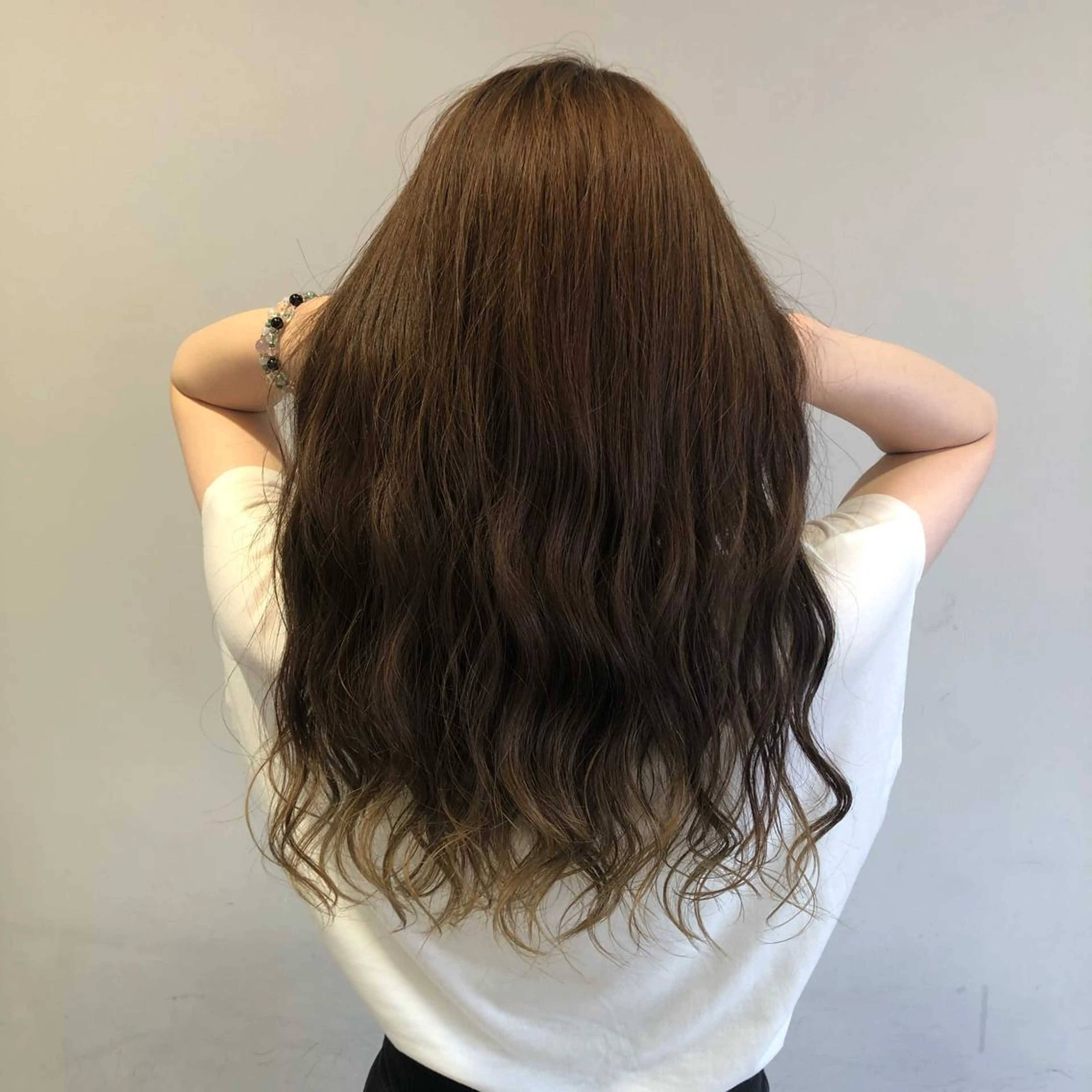 ロング 岩瀬 翔太のヘアスタイル