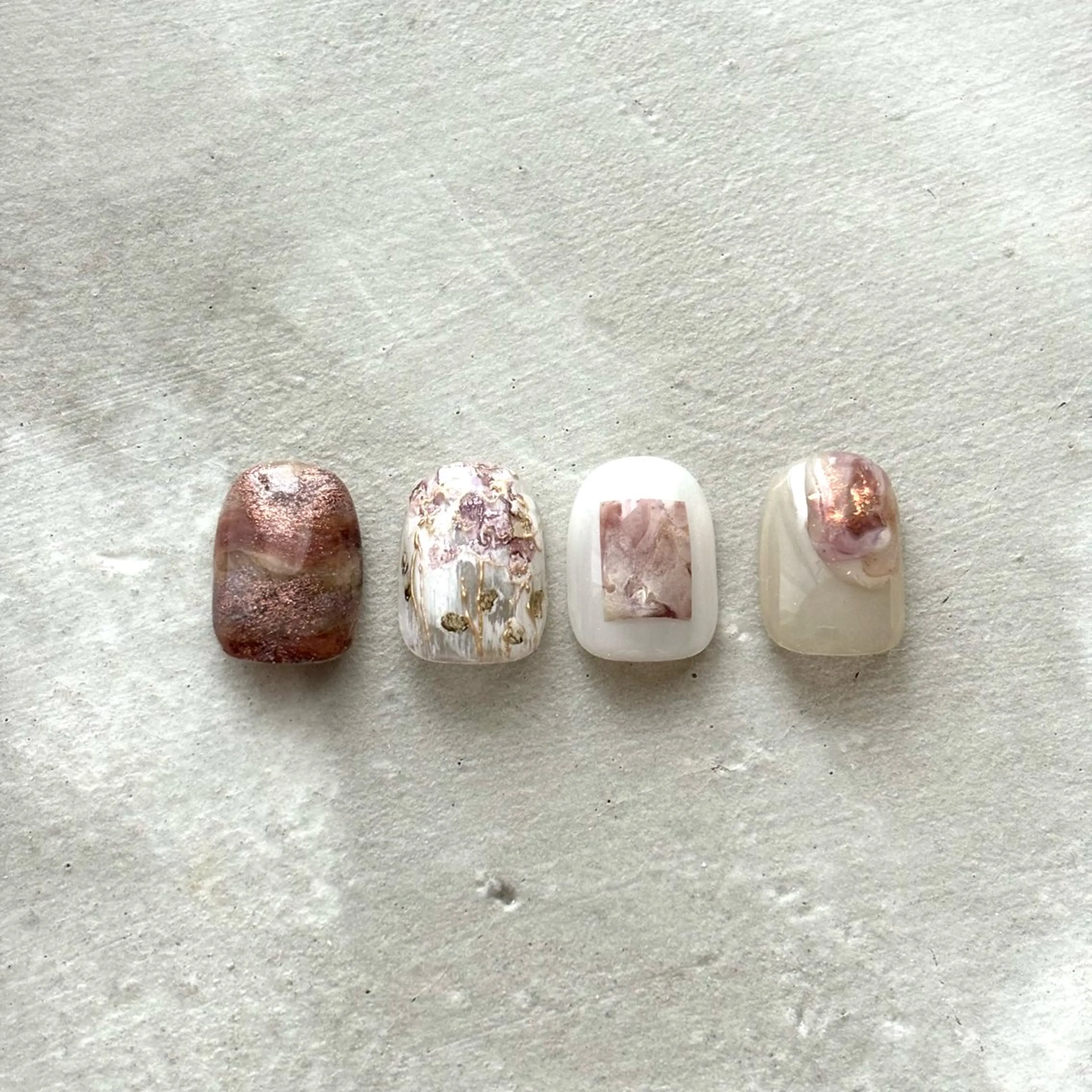 ネイル ブラウン ハンドネイル Elio所属・Elio 国泰寺のネイルデザイン