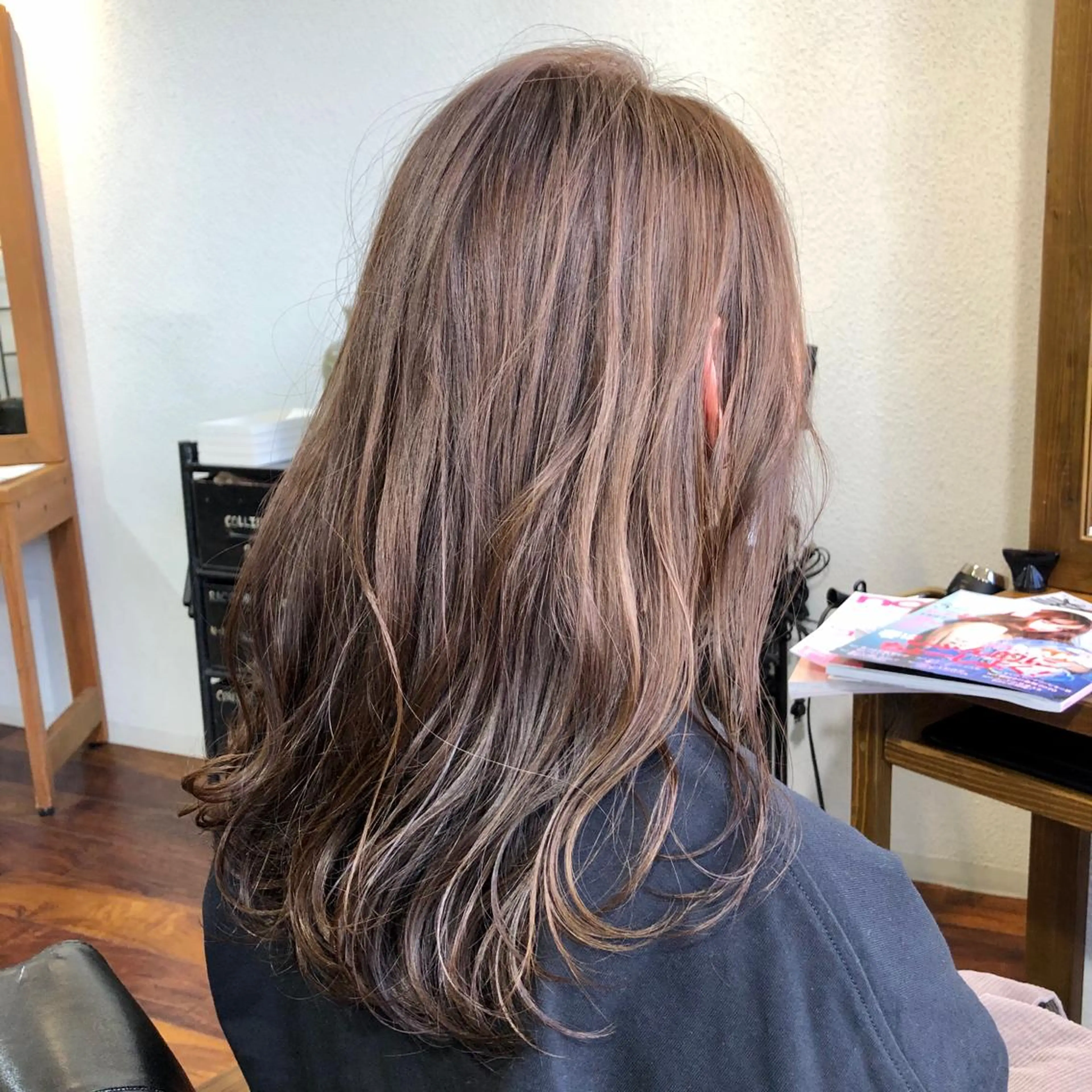 ロング カラー ベージュカラー ロング 江上拓郎/ショート /酸性ストレートのヘアスタイル