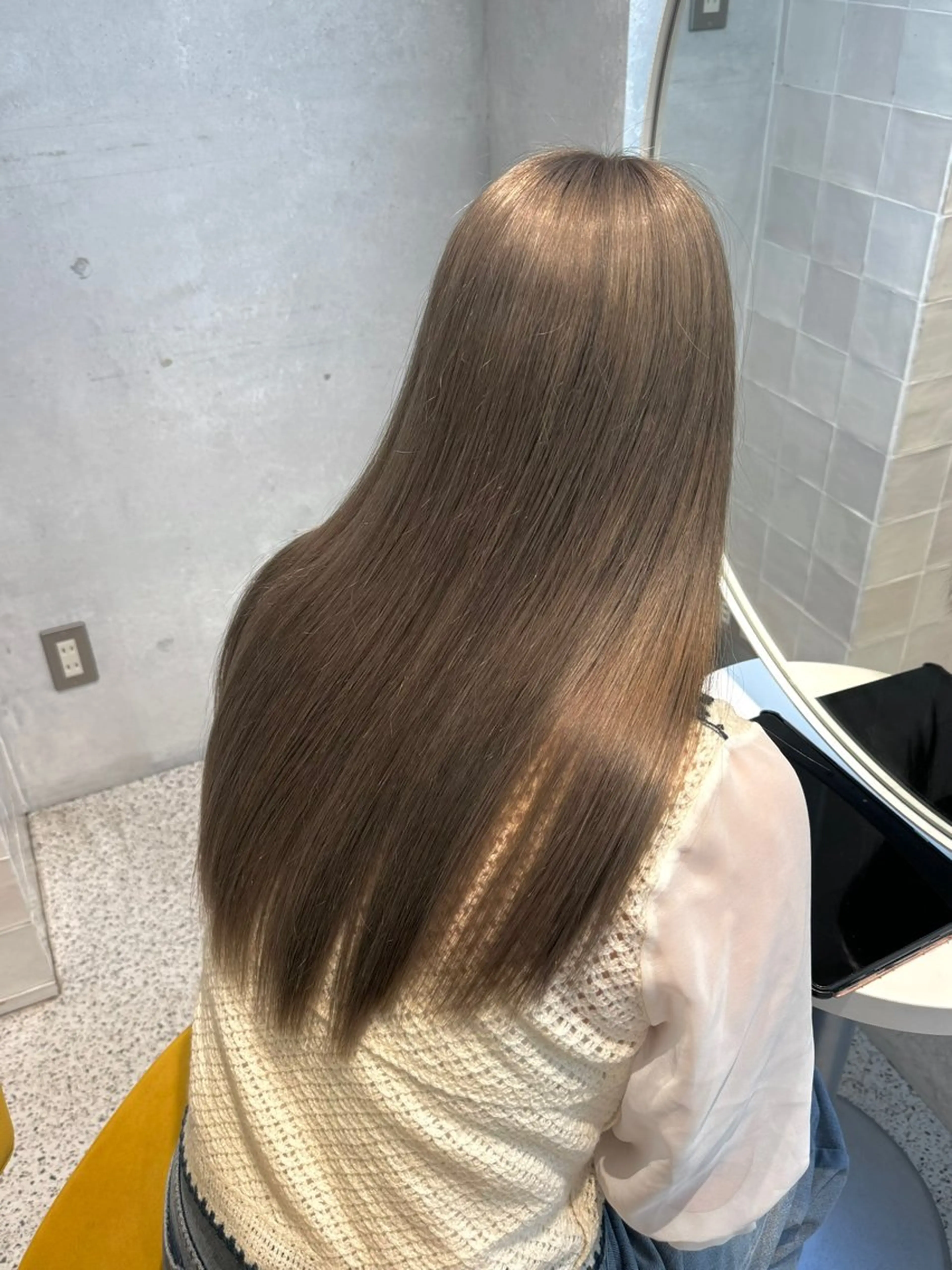 セミロング ヘアカラー トリートメント 韓国ヘア🤍 ayanaのヘアスタイル