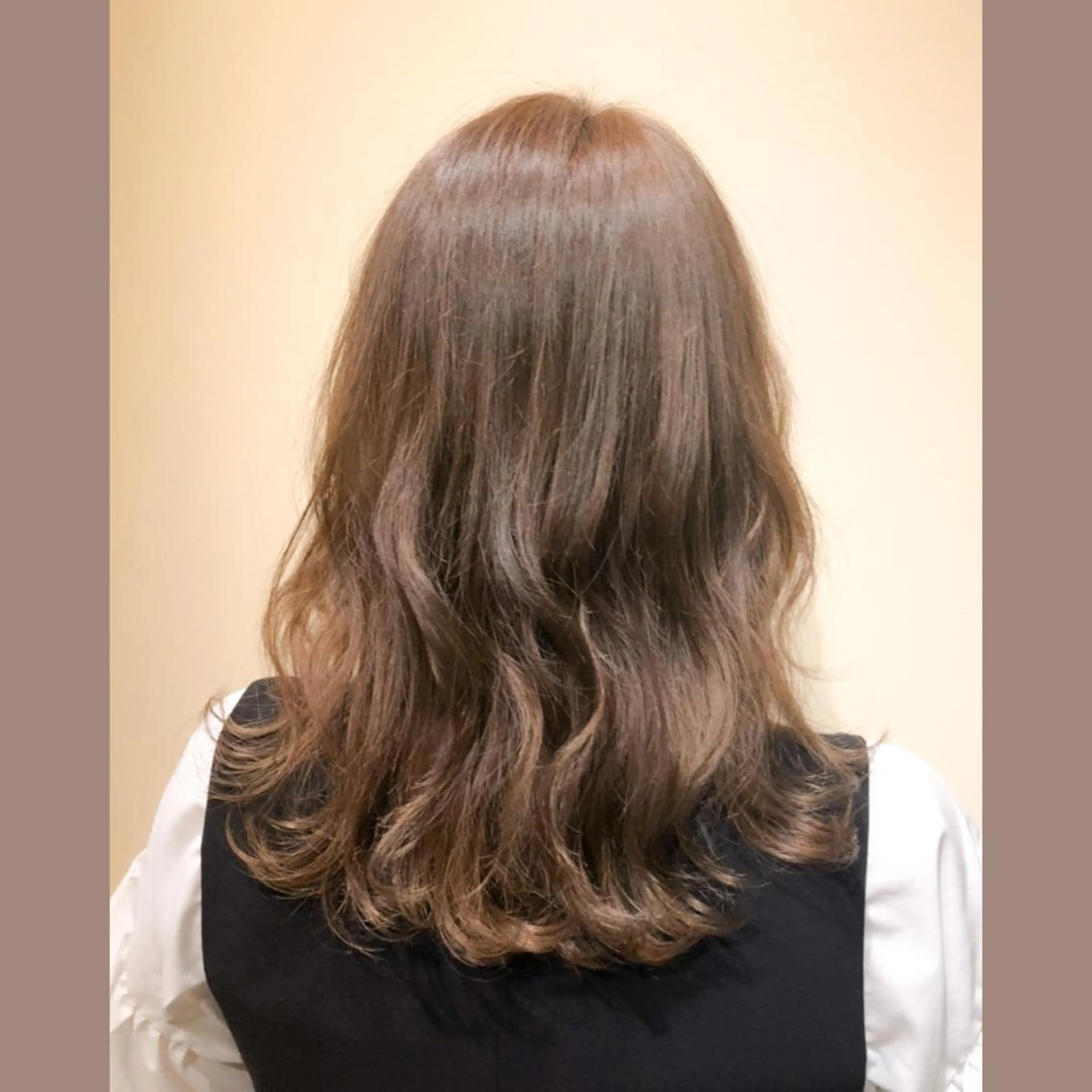 ミディアム 𓅰なかがわ ふみな𓅯のヘアスタイル