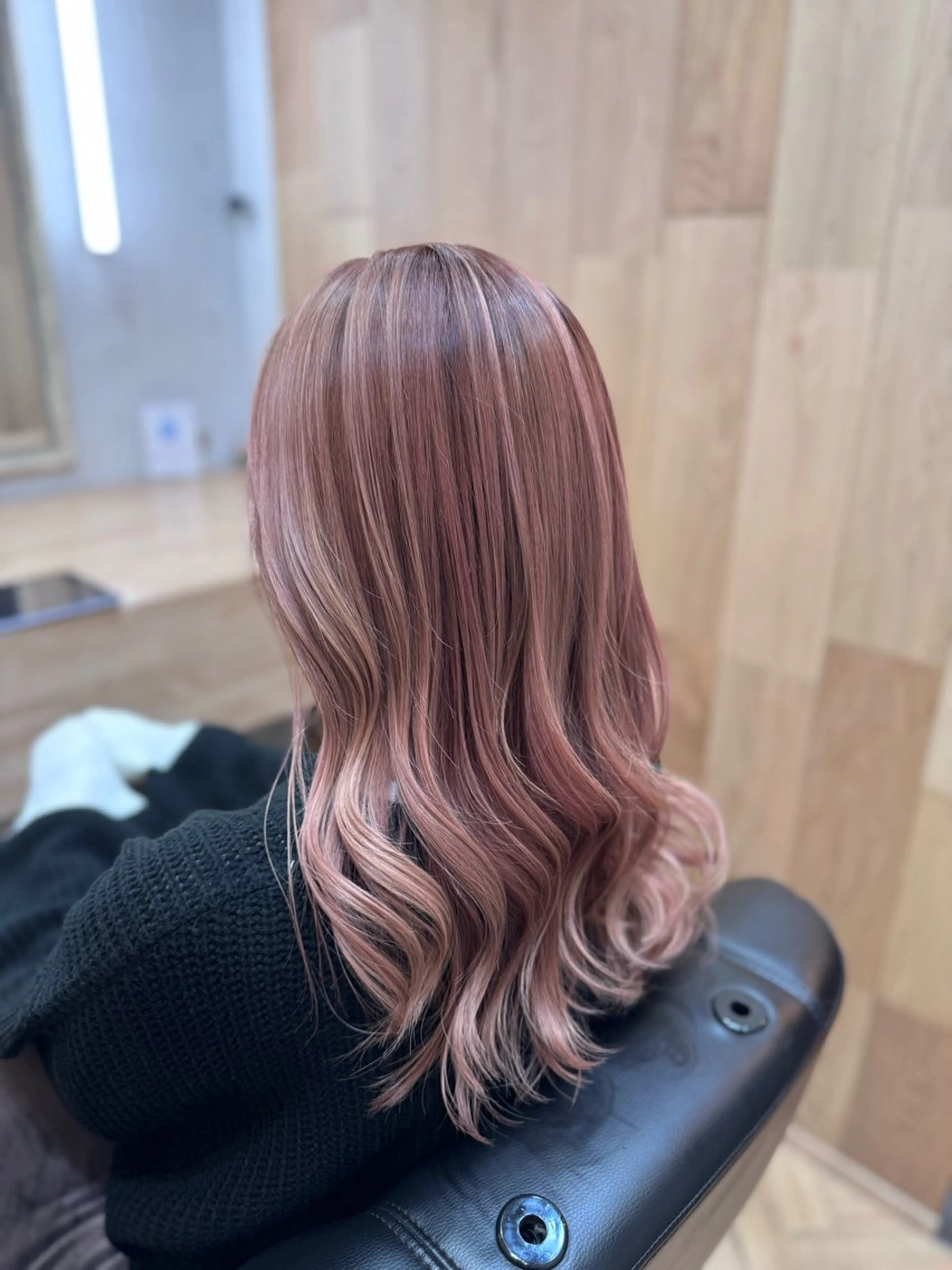 ミディアム カラー 多賀 順平のヘアスタイル