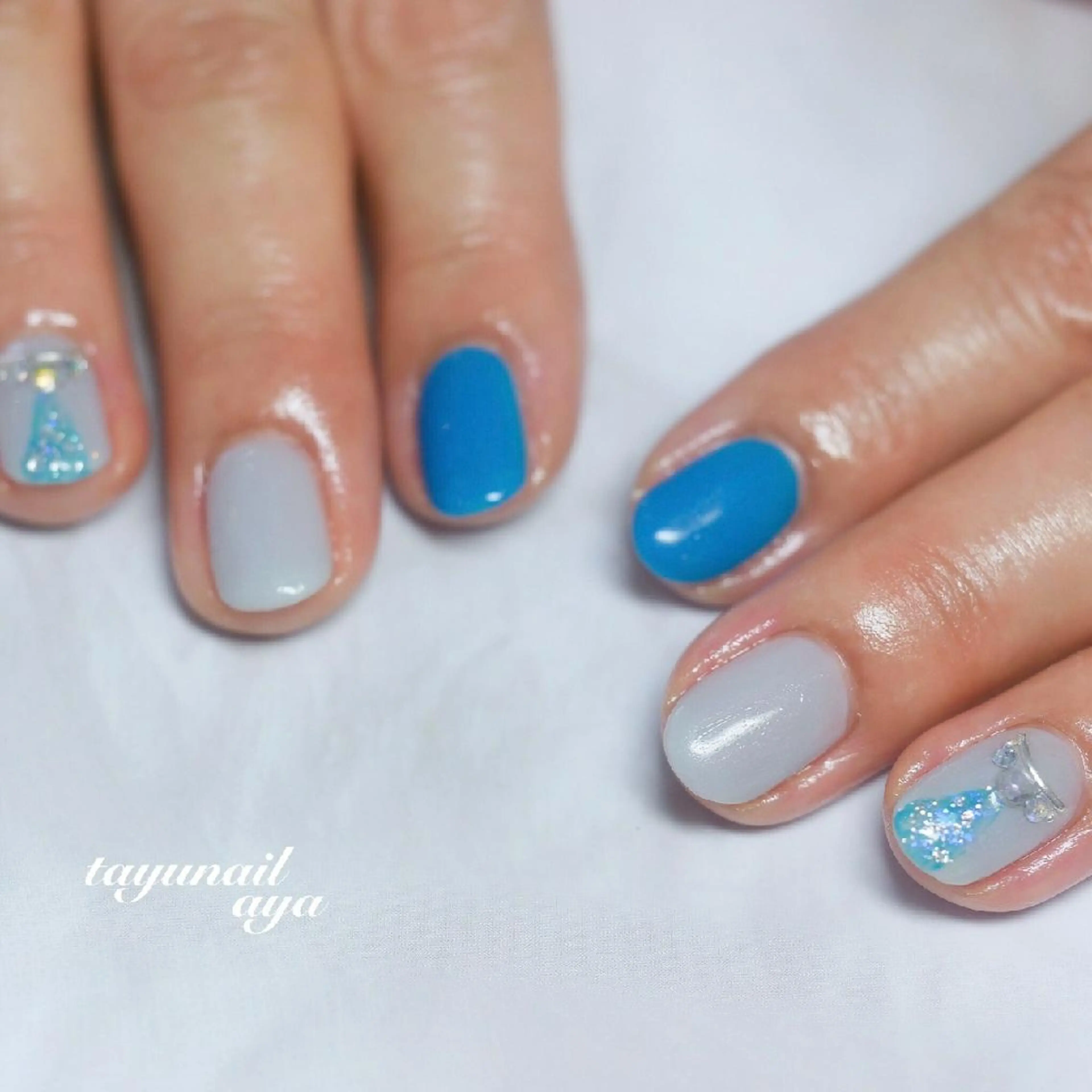 ネイル アートネイル ブルー ジェルネイル パラジェル 夏ネイル ネイルサロン 【たゆnail】のネイルデザイン