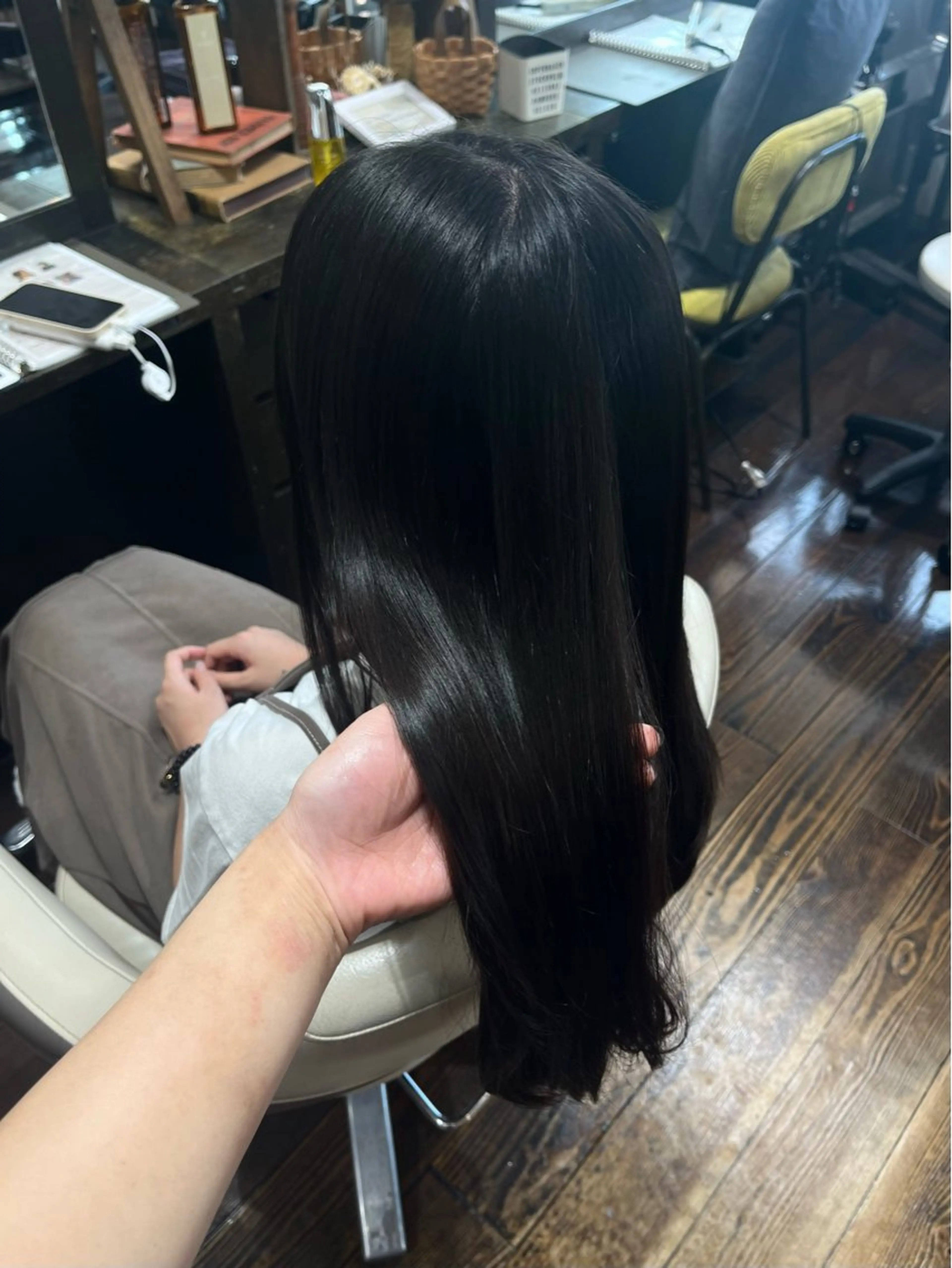 ロング 小林蕗湖/ カット・カラー✨のヘアスタイル