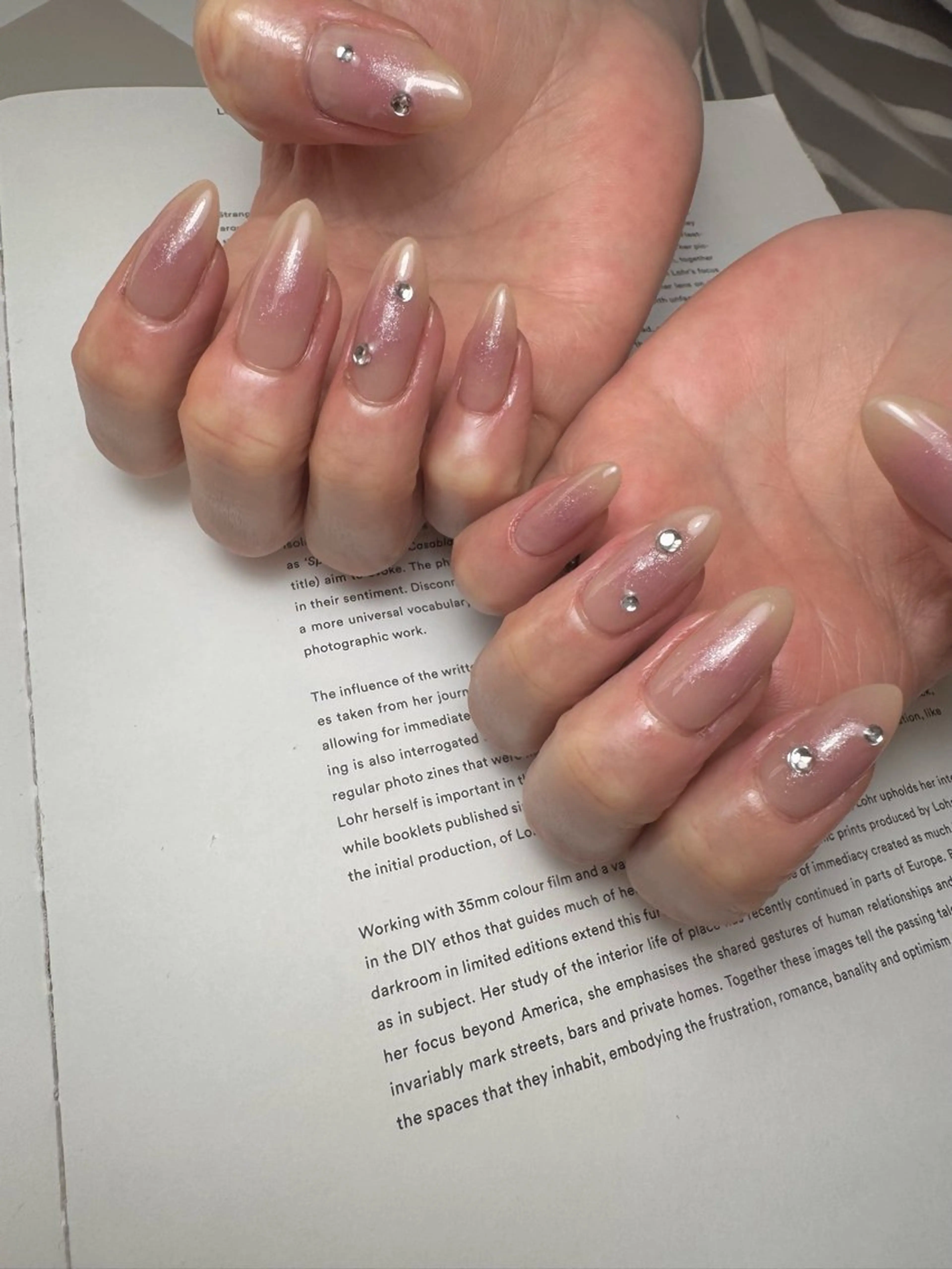 ネイル チークネイル ハンドネイル 白日-hakubi nail-のネイルデザイン