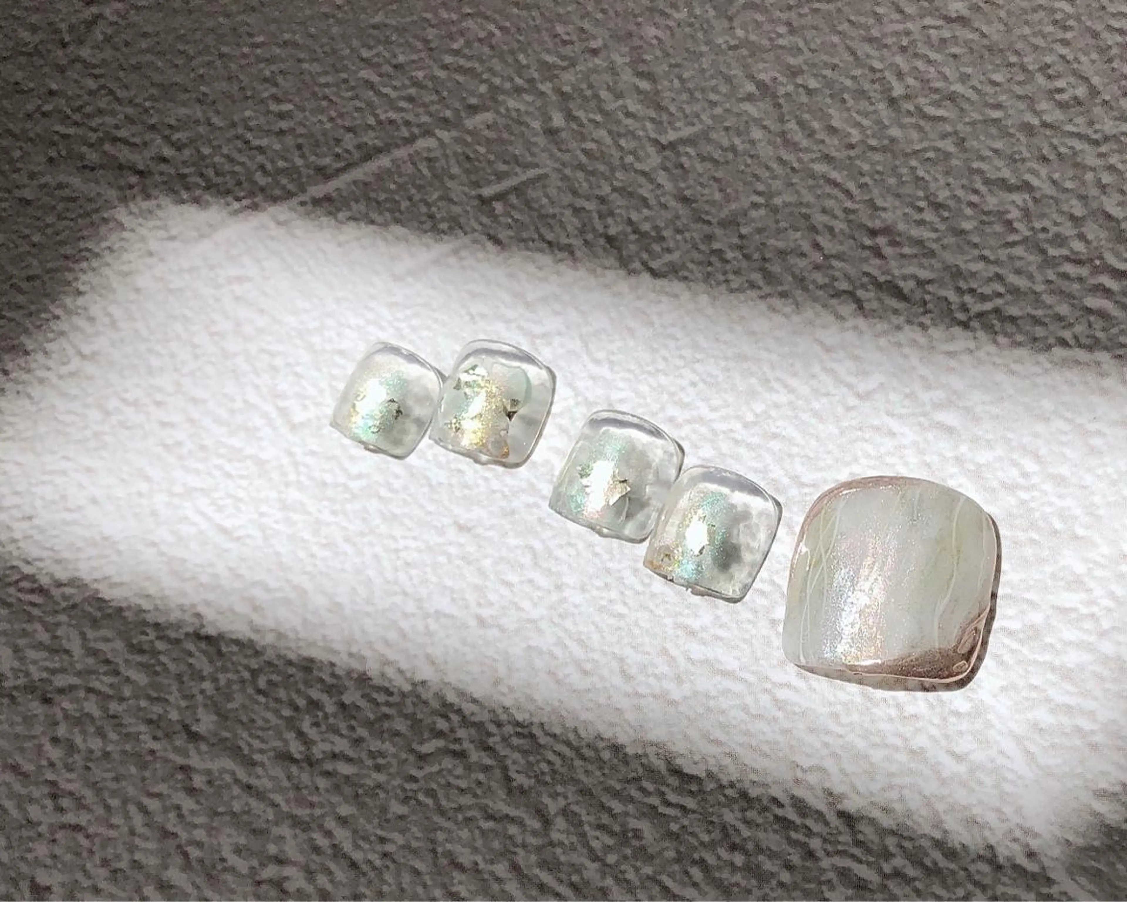 ネイル オーロラネイル フットネイル nail heron所属・saki_ nail heronのネイルデザイン