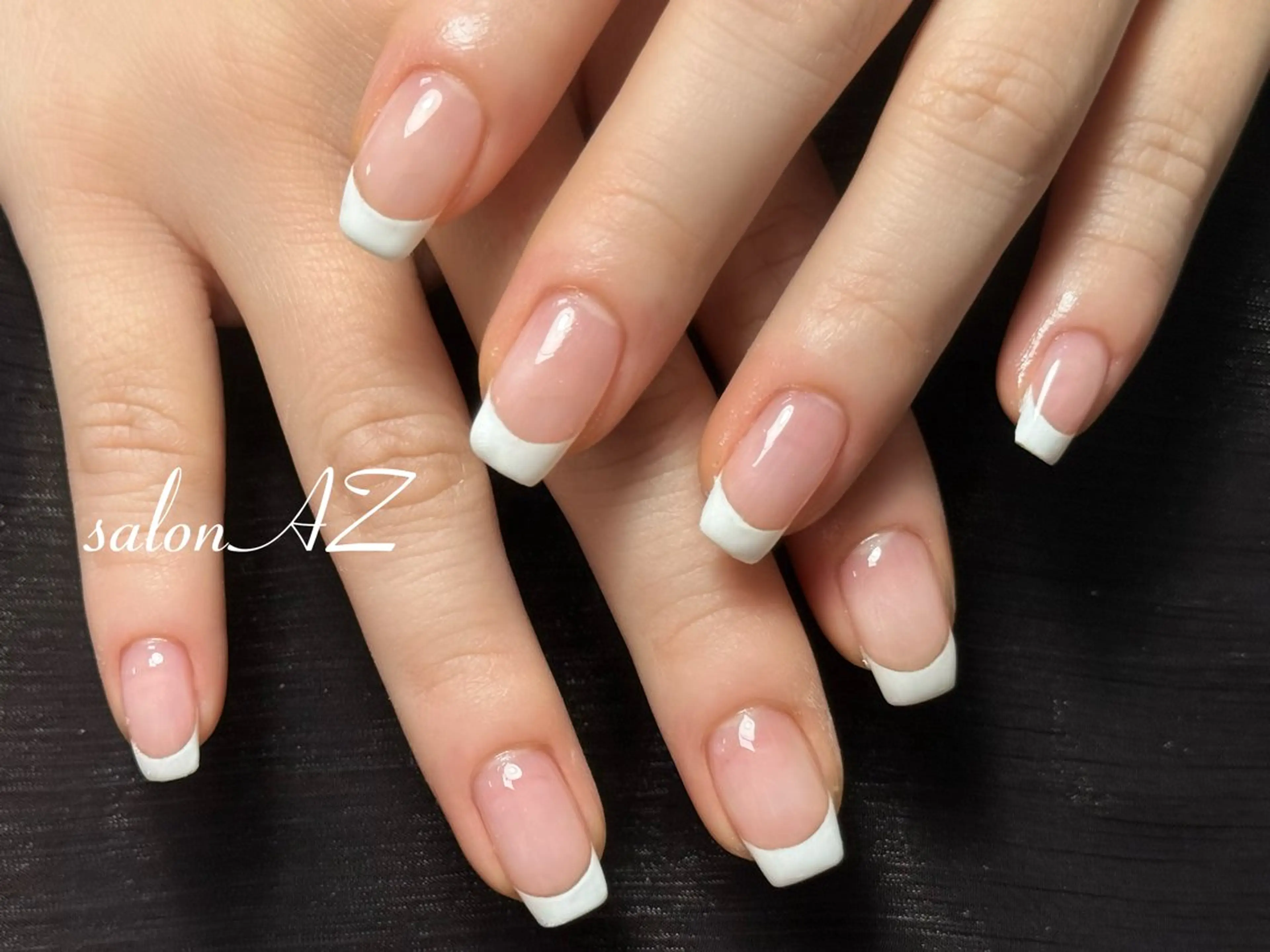 ネイル アートネイル 長さ出し フットネイル フレンチネイル ジェルネイル ハンドネイル salon AZ NANAのネイルデザイン