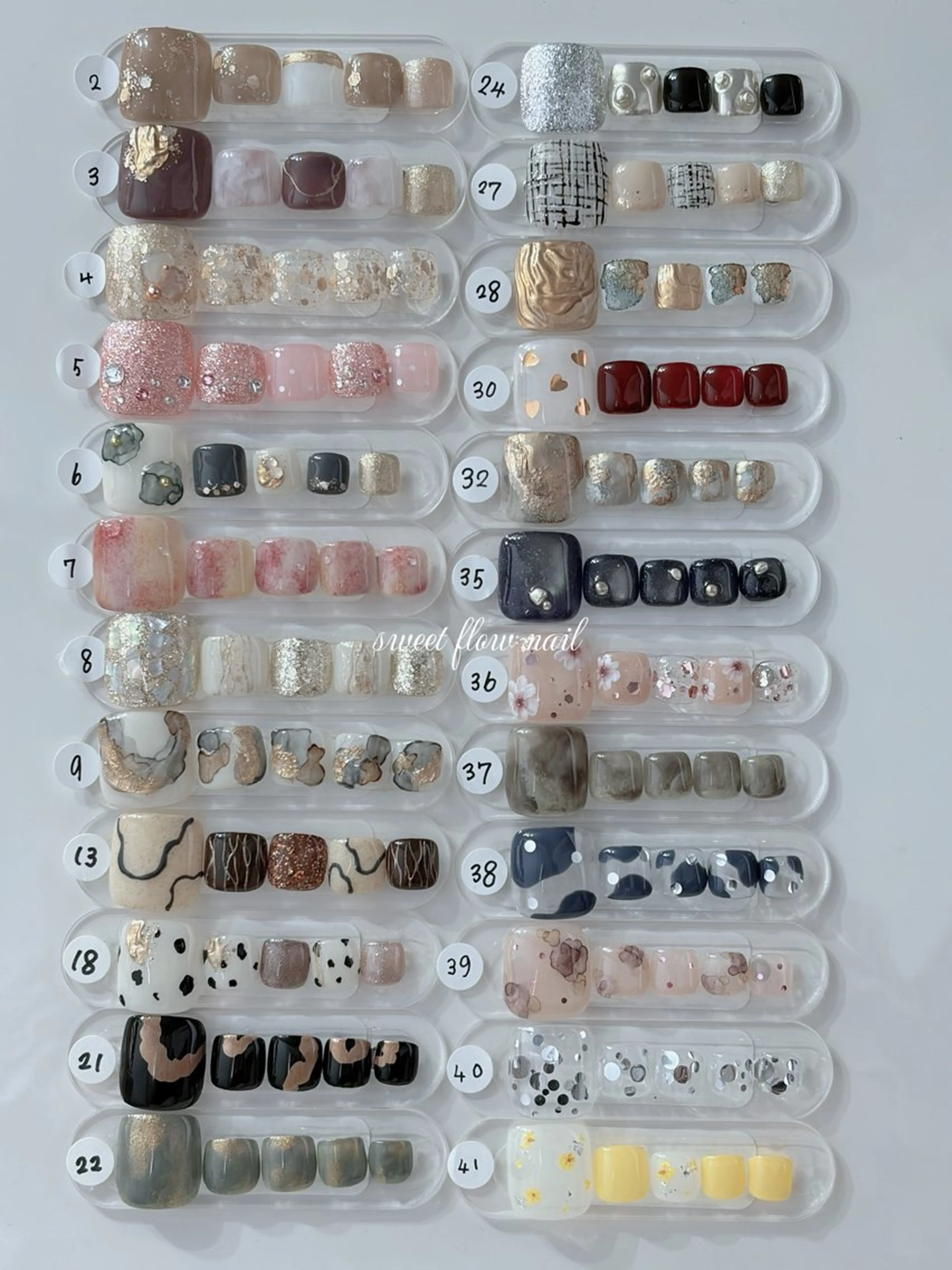 【女性限定】※オフなし※フット練習デザインジェルネイルの写真