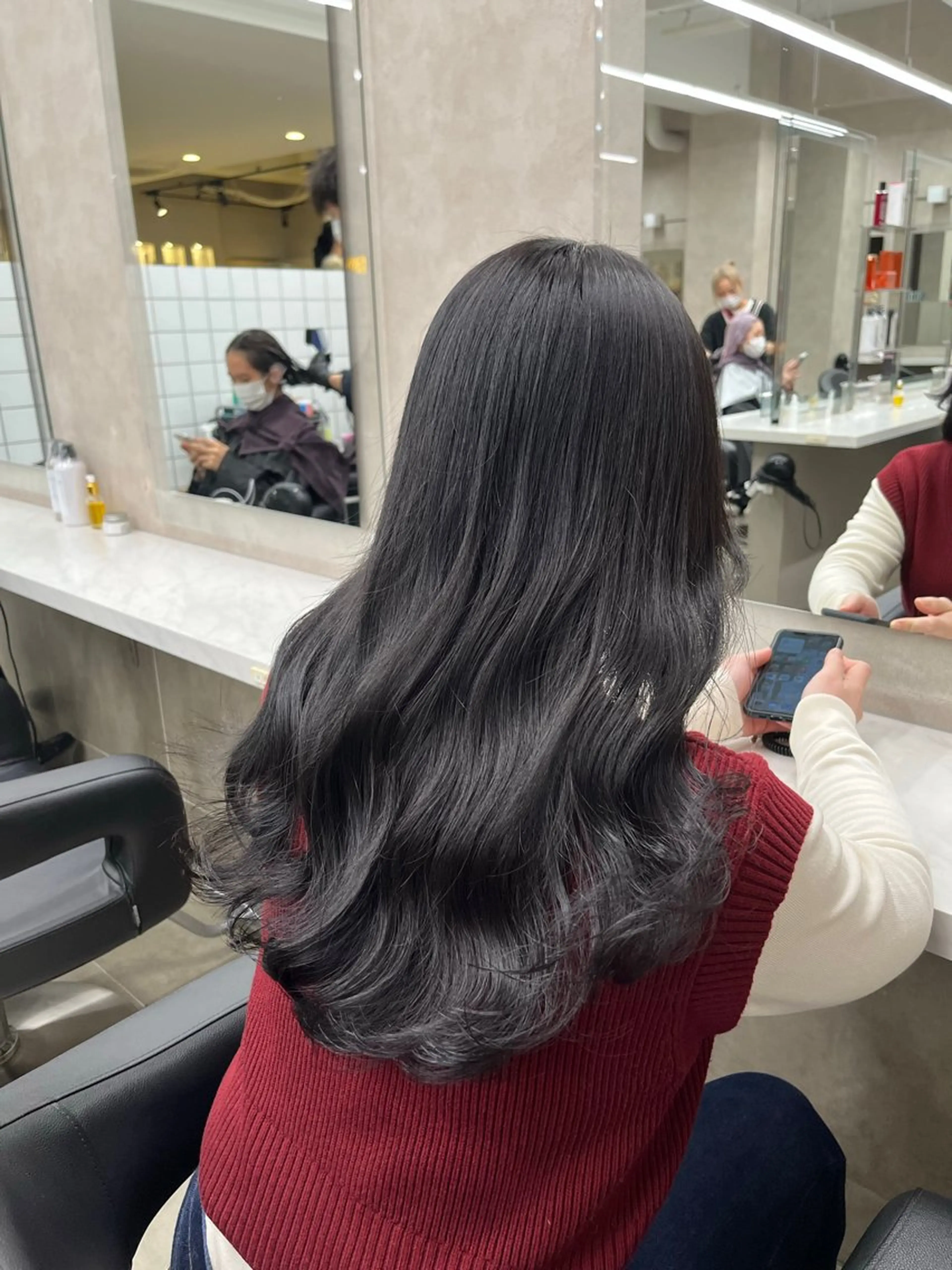 ロング カット ヘアカラー トリートメント ヘッドスパ ヘアセット 寒色＆ブリーチ特化 寒色MiOのヘアスタイル