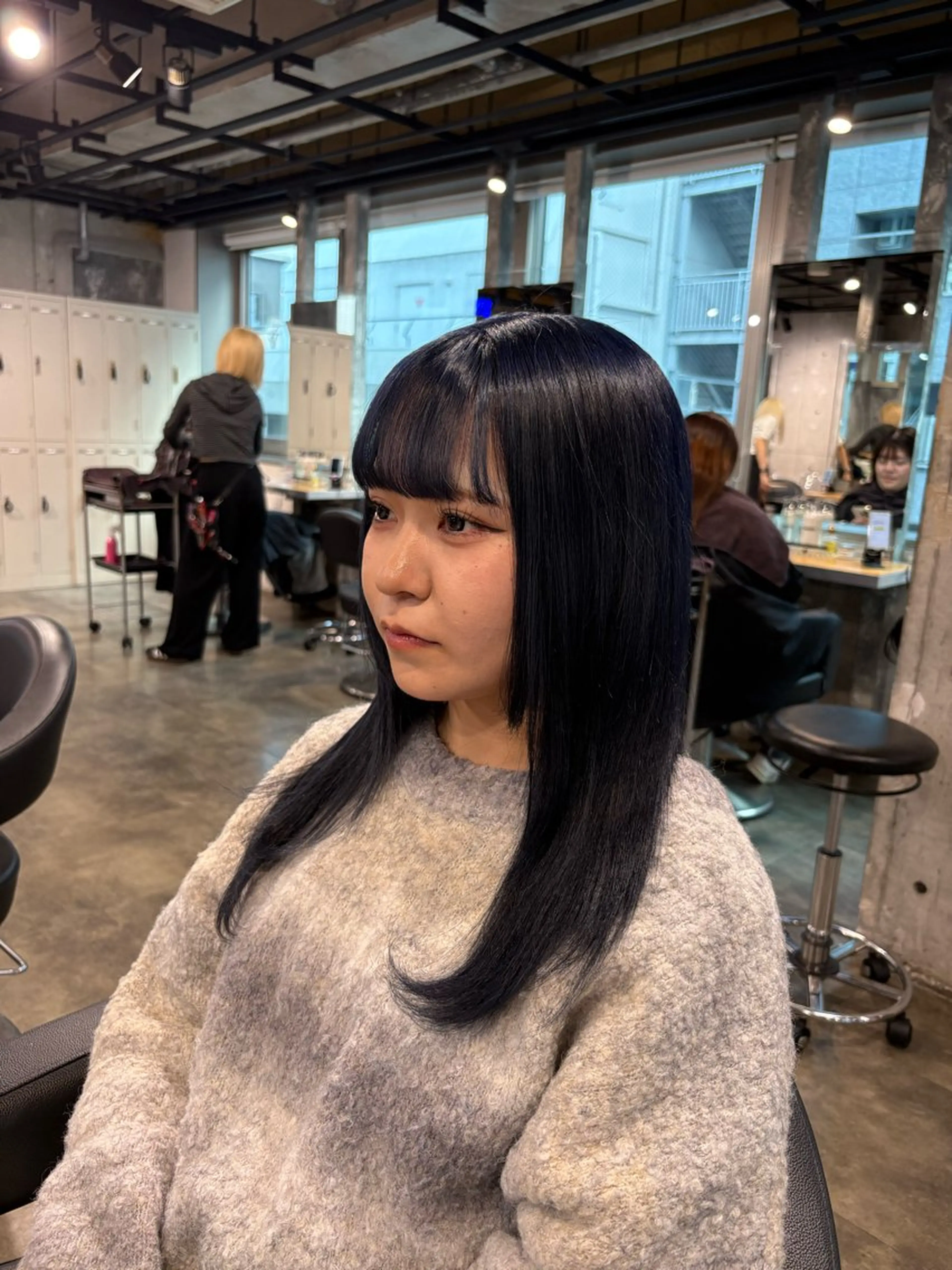 セミロング カラー ヘアカラー ハイトーン 横浜💞ミオのヘアスタイル