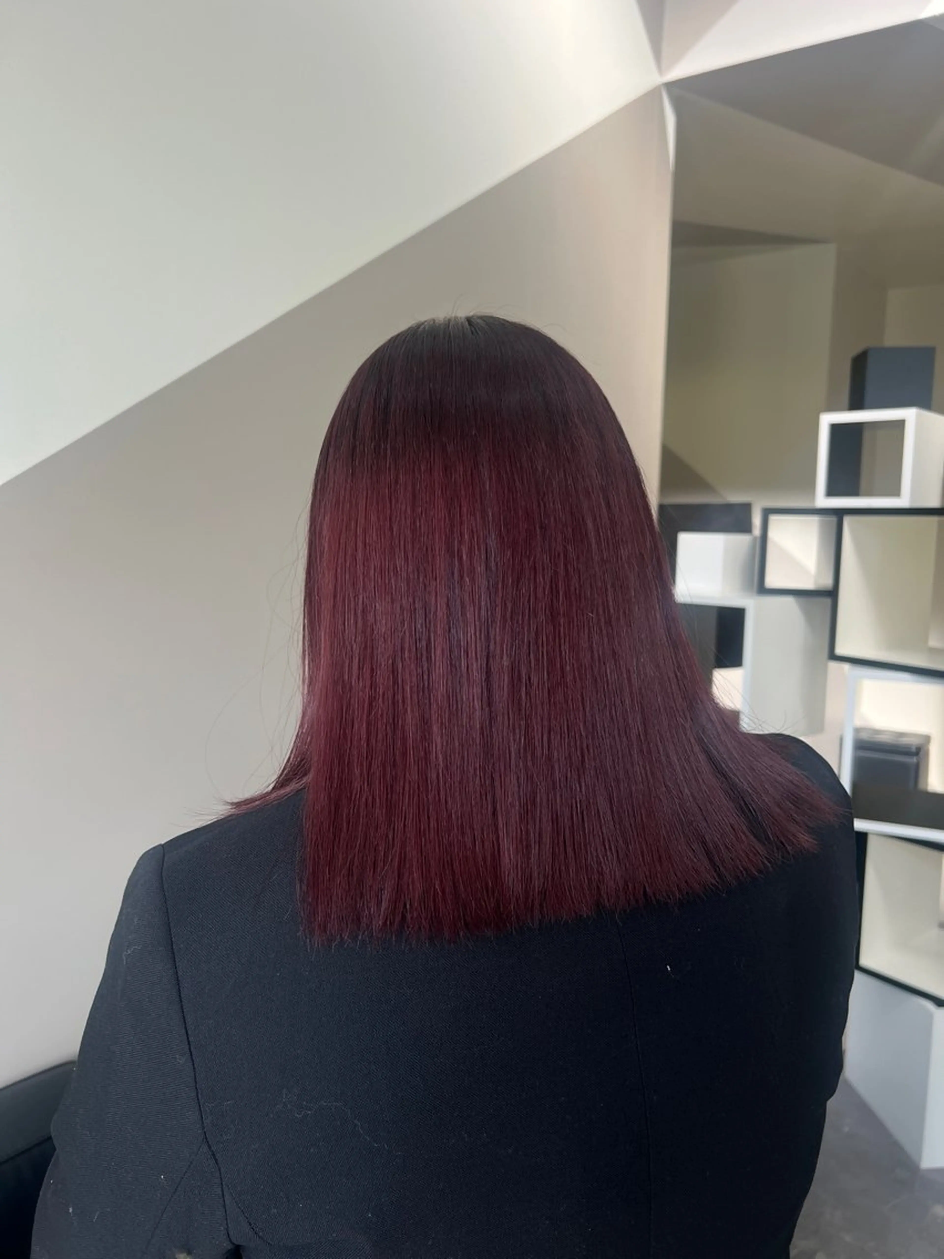 ミディアム カラー 疋田 玲央のヘアスタイル