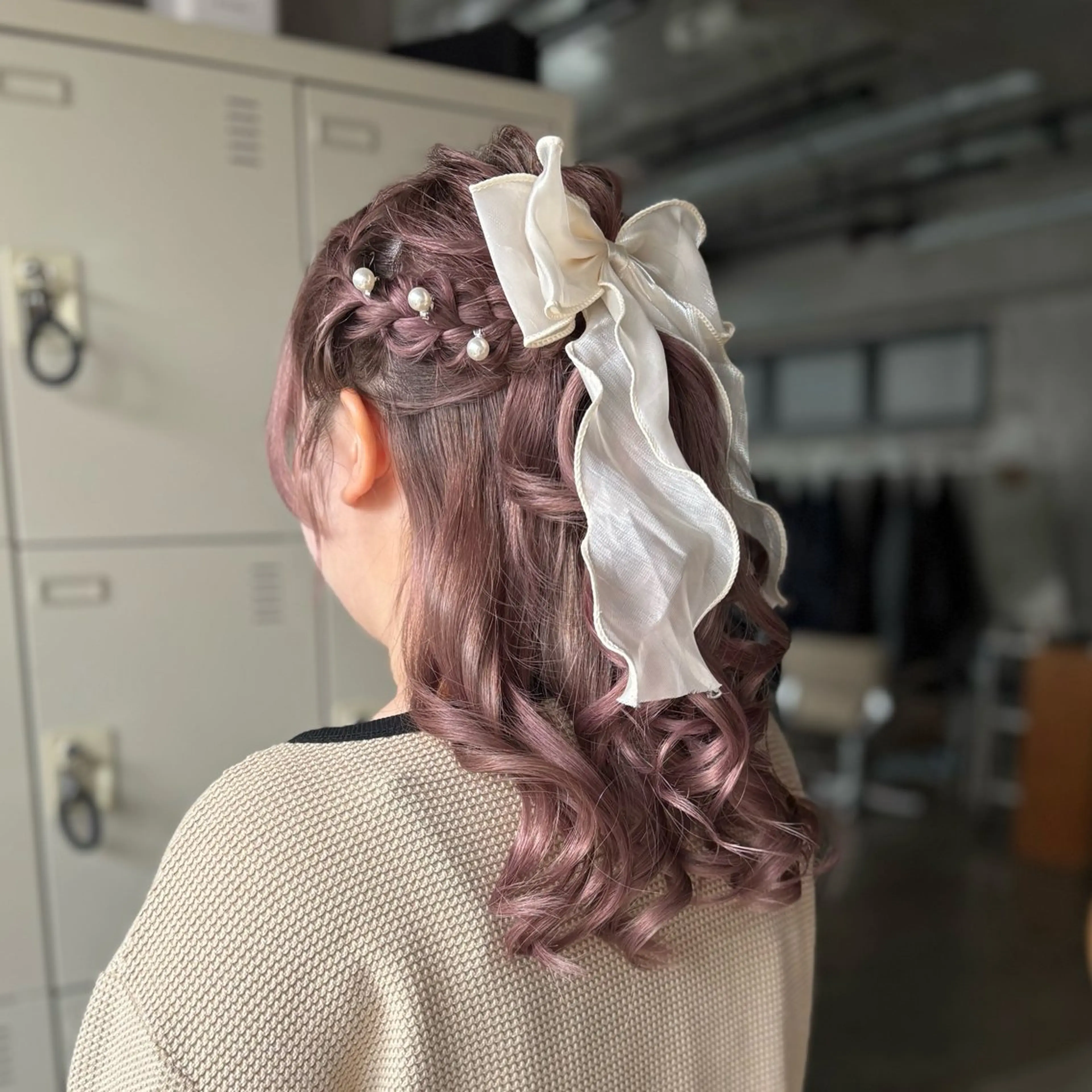 セミロング ヘアアレンジ ヘアセット うる艶/透明感カラー 🐇🤍もものヘアスタイル
