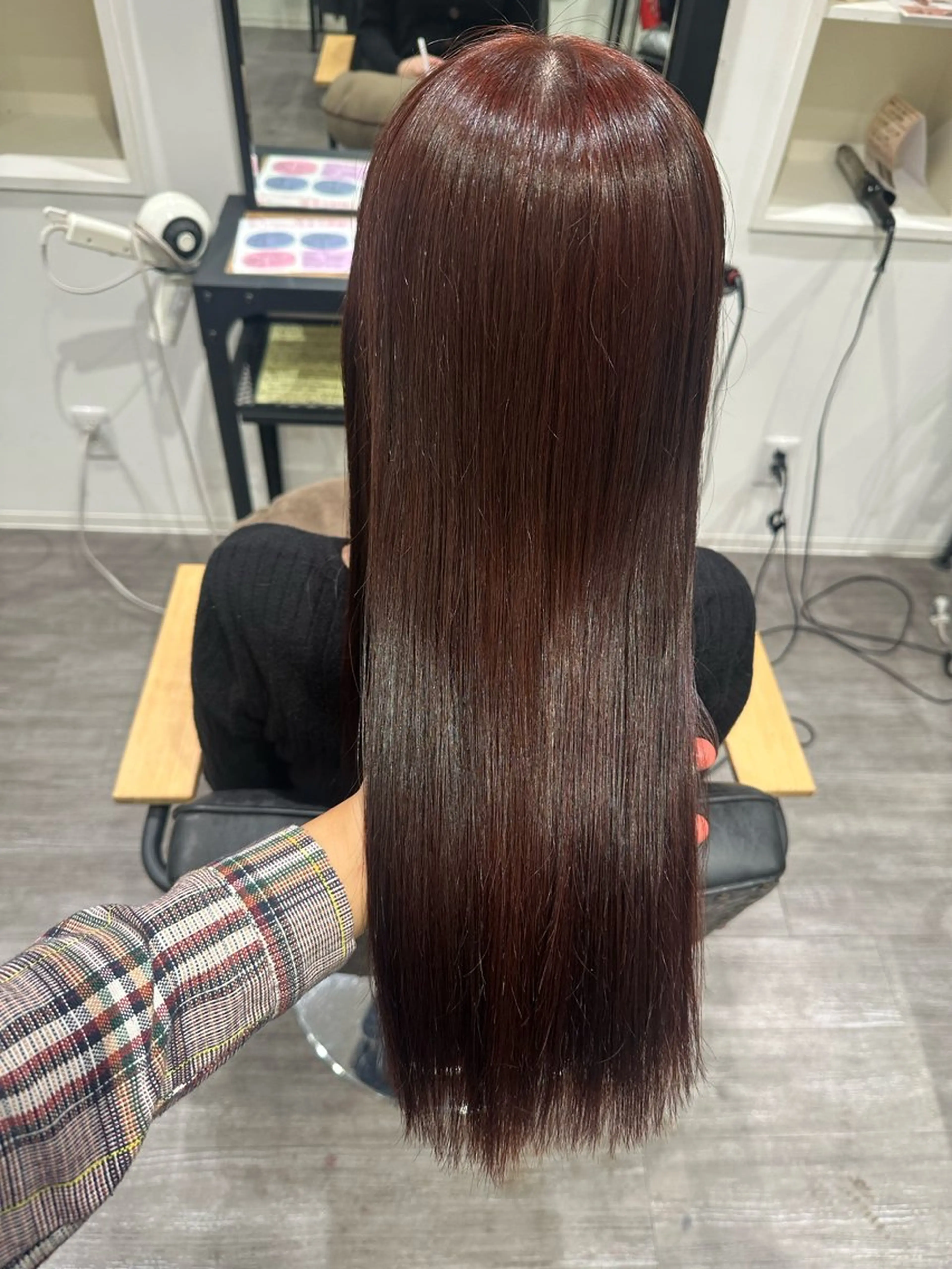 セミロング カラー ブラウンカラー レッドカラー レッドブラウン カット ヘアカラー トリートメント 艶髪レイヤー上田 紗也🇰🇷💗のヘアスタイル