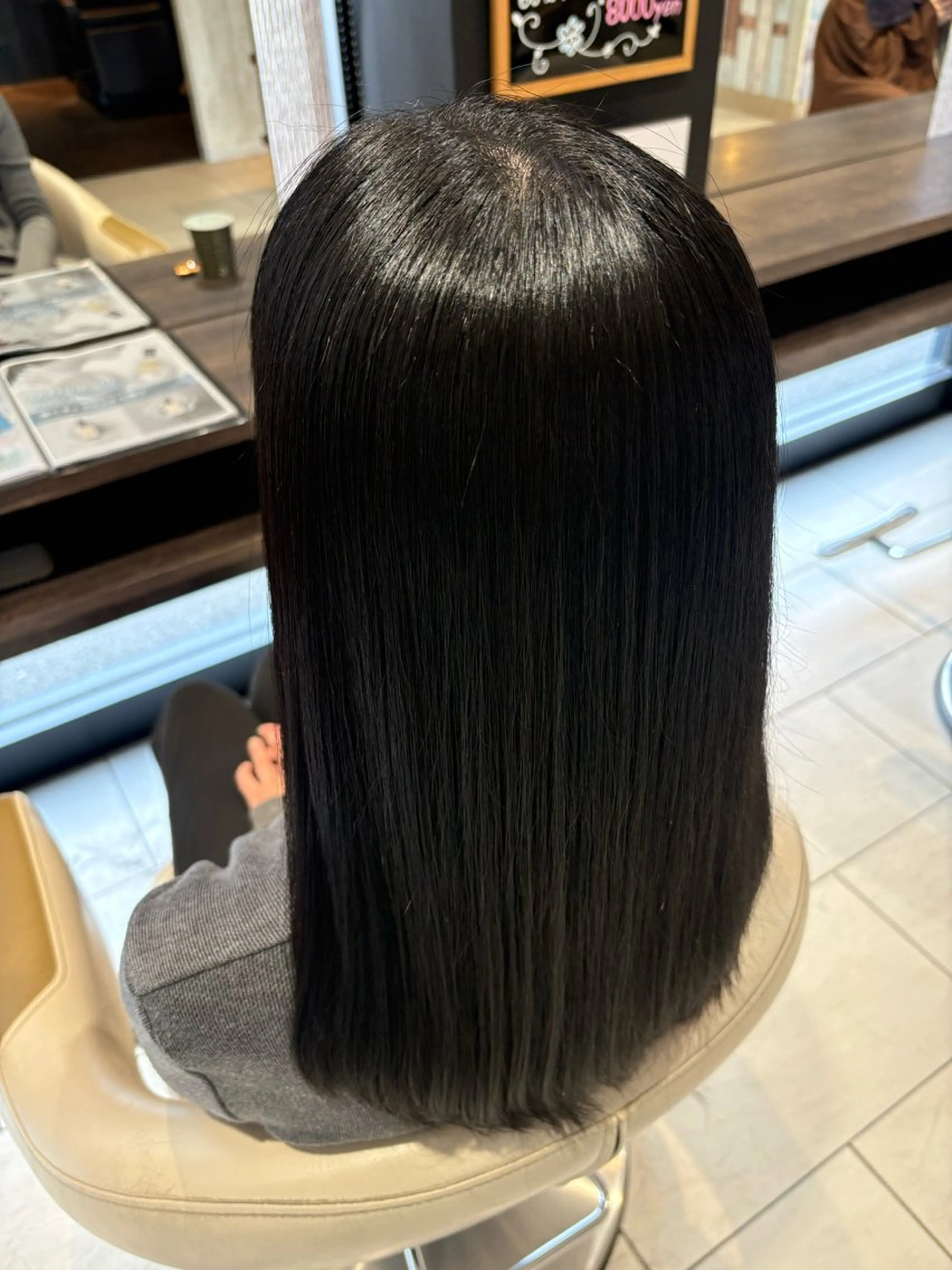 ミディアム 山口 つづみのヘアスタイル