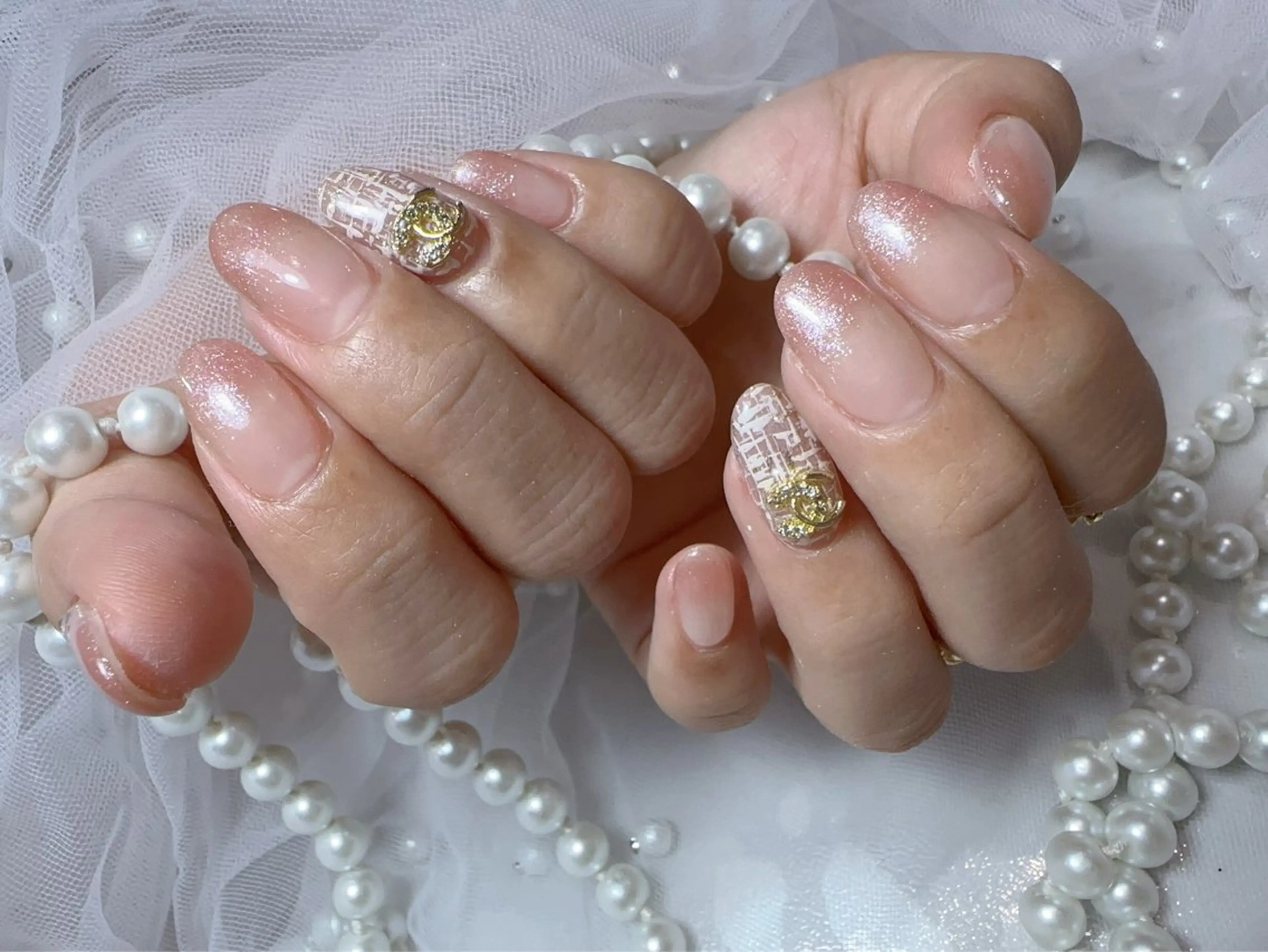 ネイル アートネイル フラッシュネイル フレンチネイル ジェルネイル ガラスフレンチ ハンドネイル You&Me Miyuのネイルデザイン