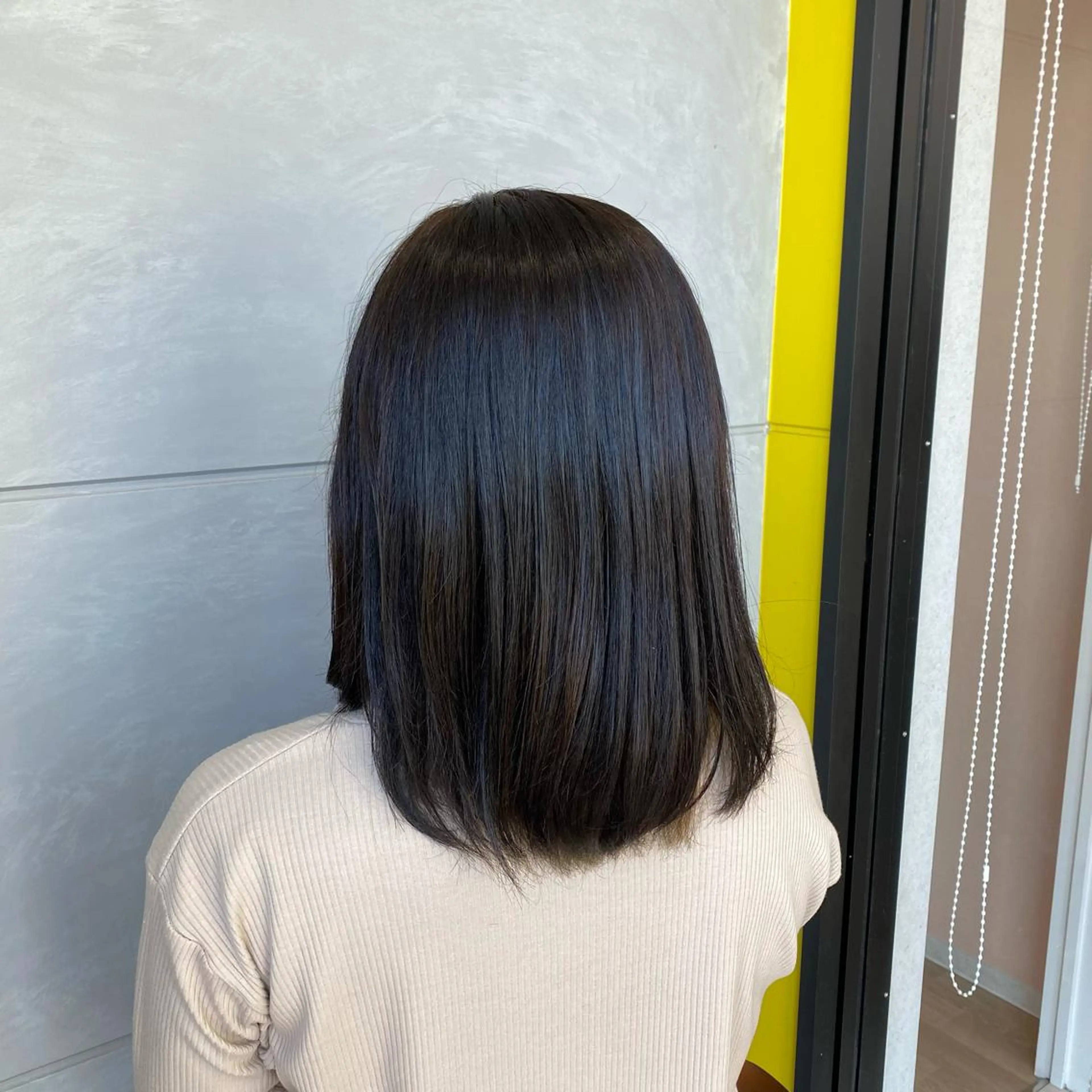 ショート カラー 天池 結衣のヘアスタイル