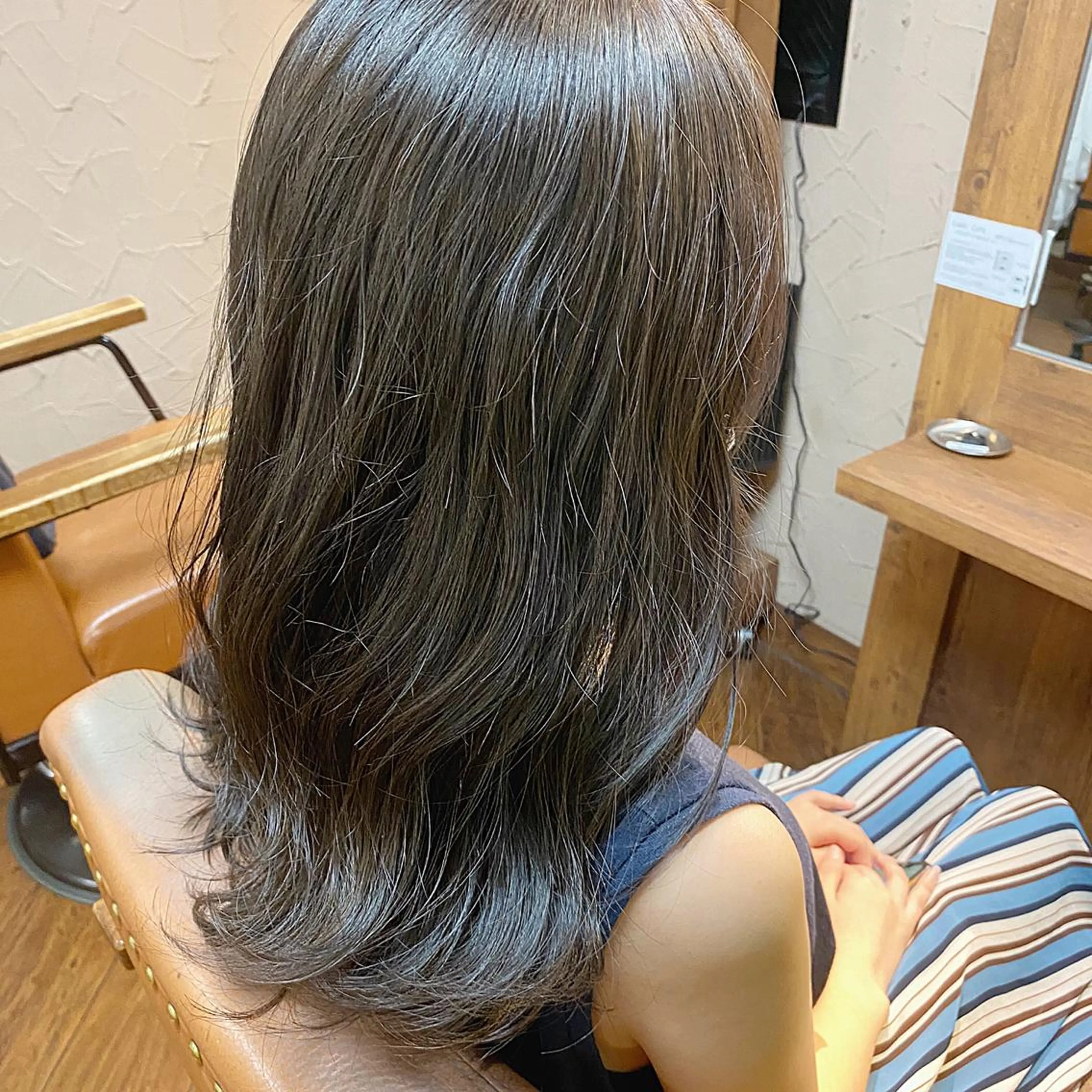 セミロング カラー ヘアアレンジ いわい せよりのマツエク・マツパデザイン