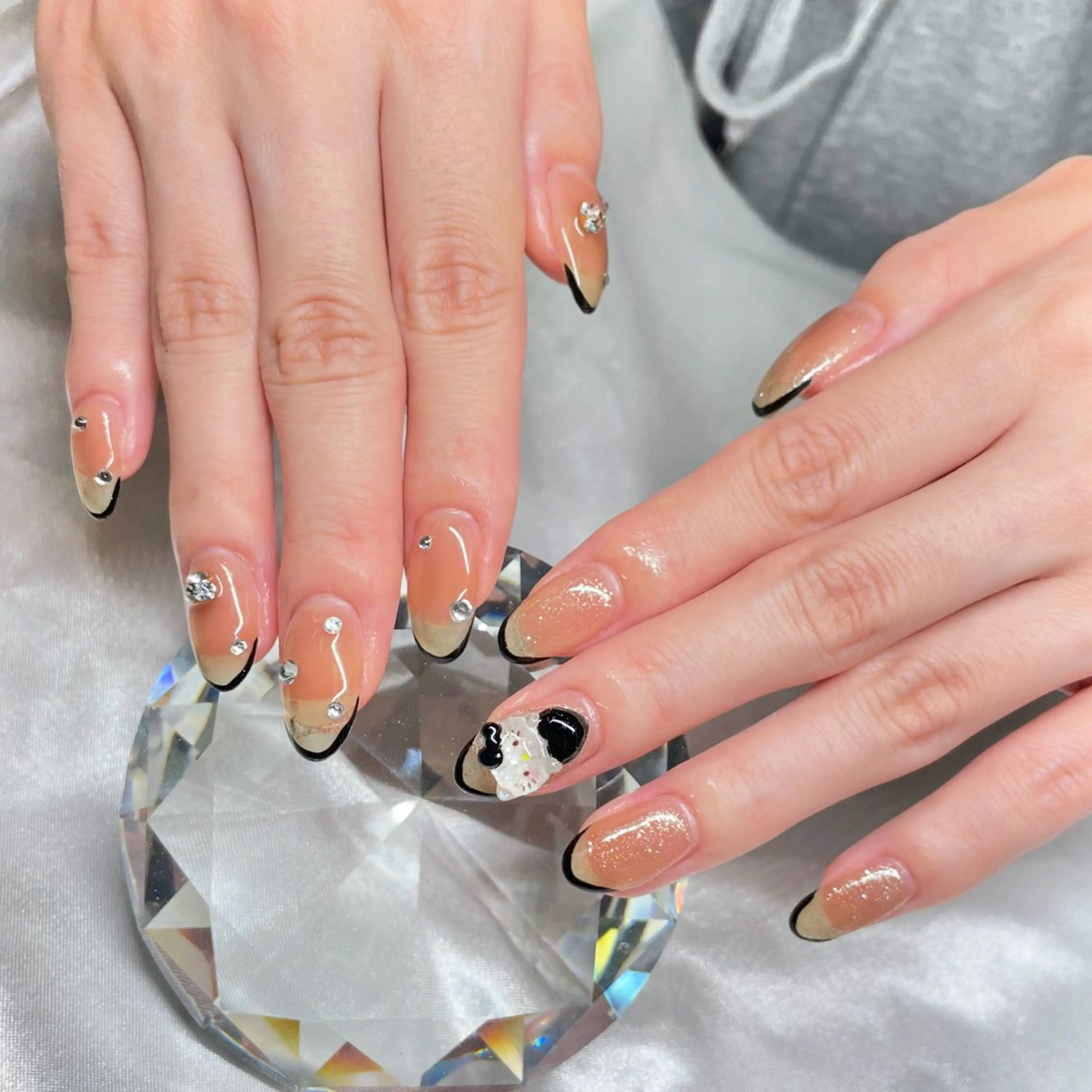 ネイル ハイビスカス ネイルサロンのネイルデザイン