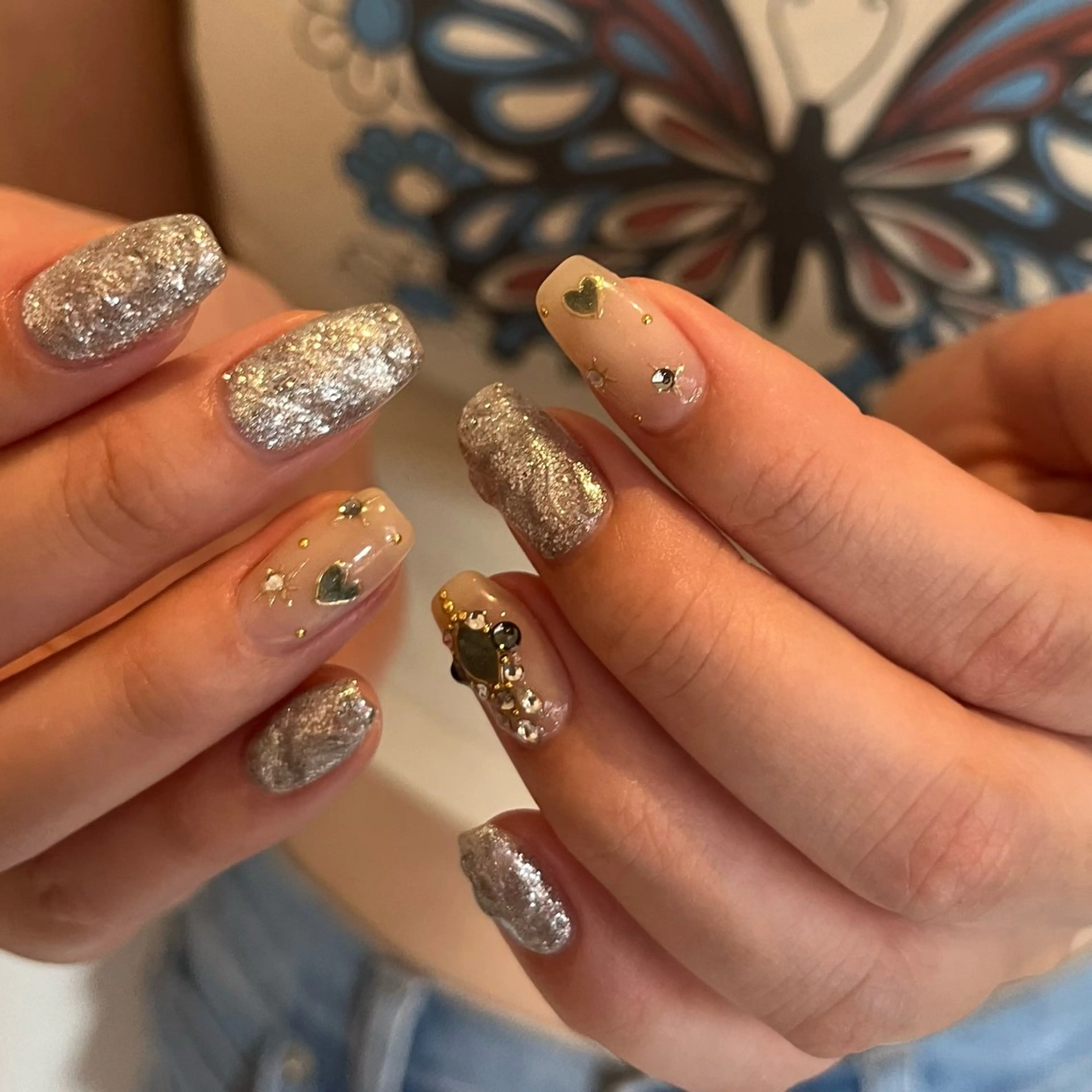 ネイル マグネットネイル 持ち込み ストーンネイル luster shihoのネイルデザイン