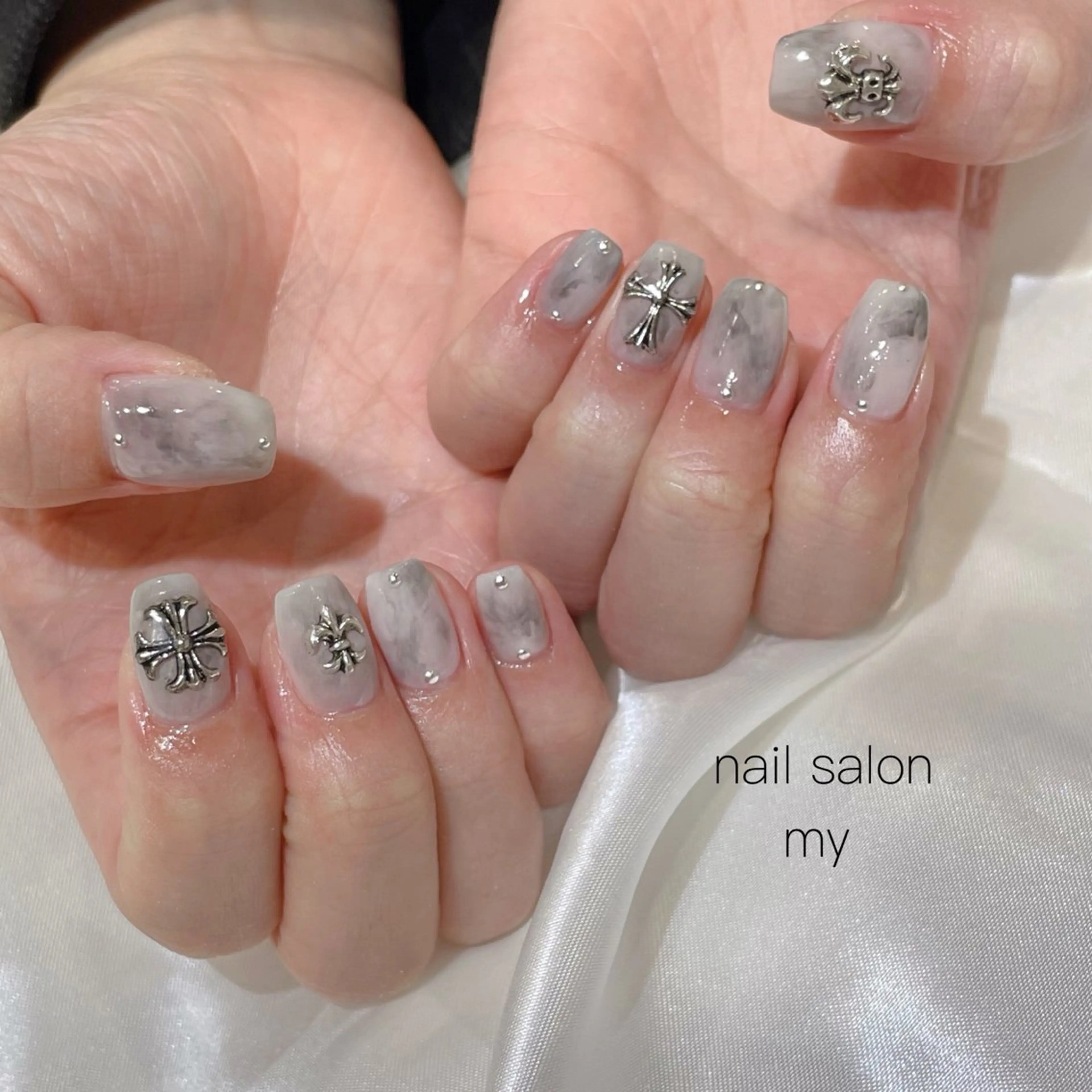 ネイル アートネイル ジェルネイル 韓国ネイル ミラーネイル ニュアンスネイル ハンドネイル NailSalon MYのネイルデザイン