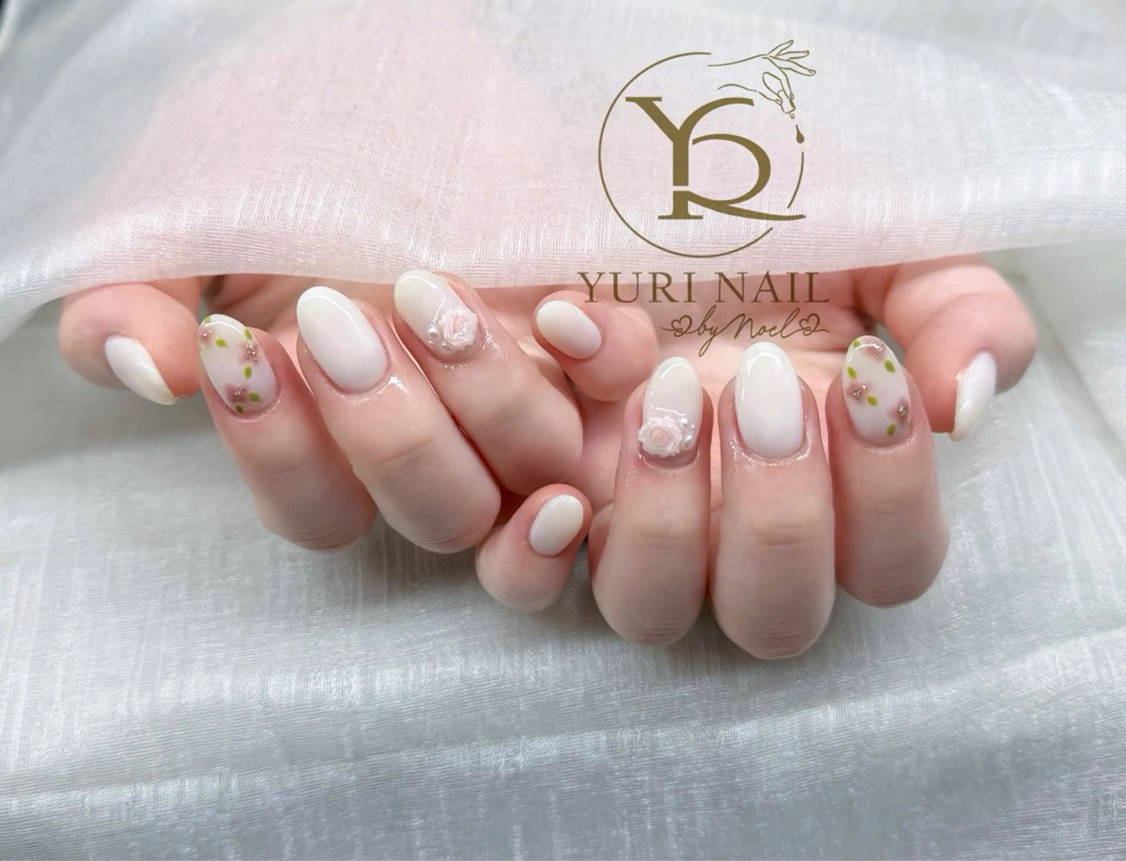 ネイル ハンドネイル フットネイル ハンドケア YURI Nail NARITAのネイルデザイン