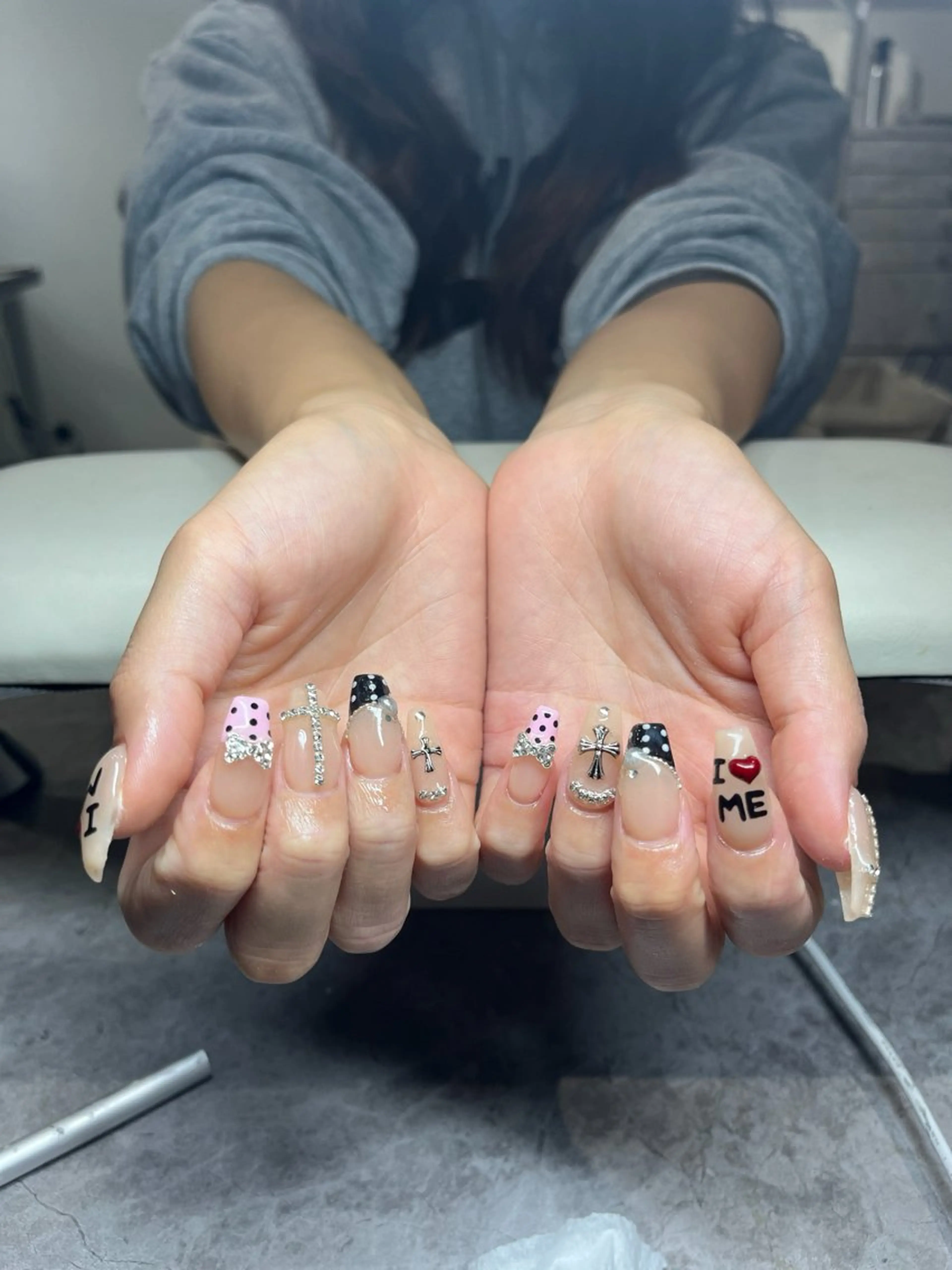 ネイル ハンドネイル IROHA nail Ami🐊🎀のネイルデザイン