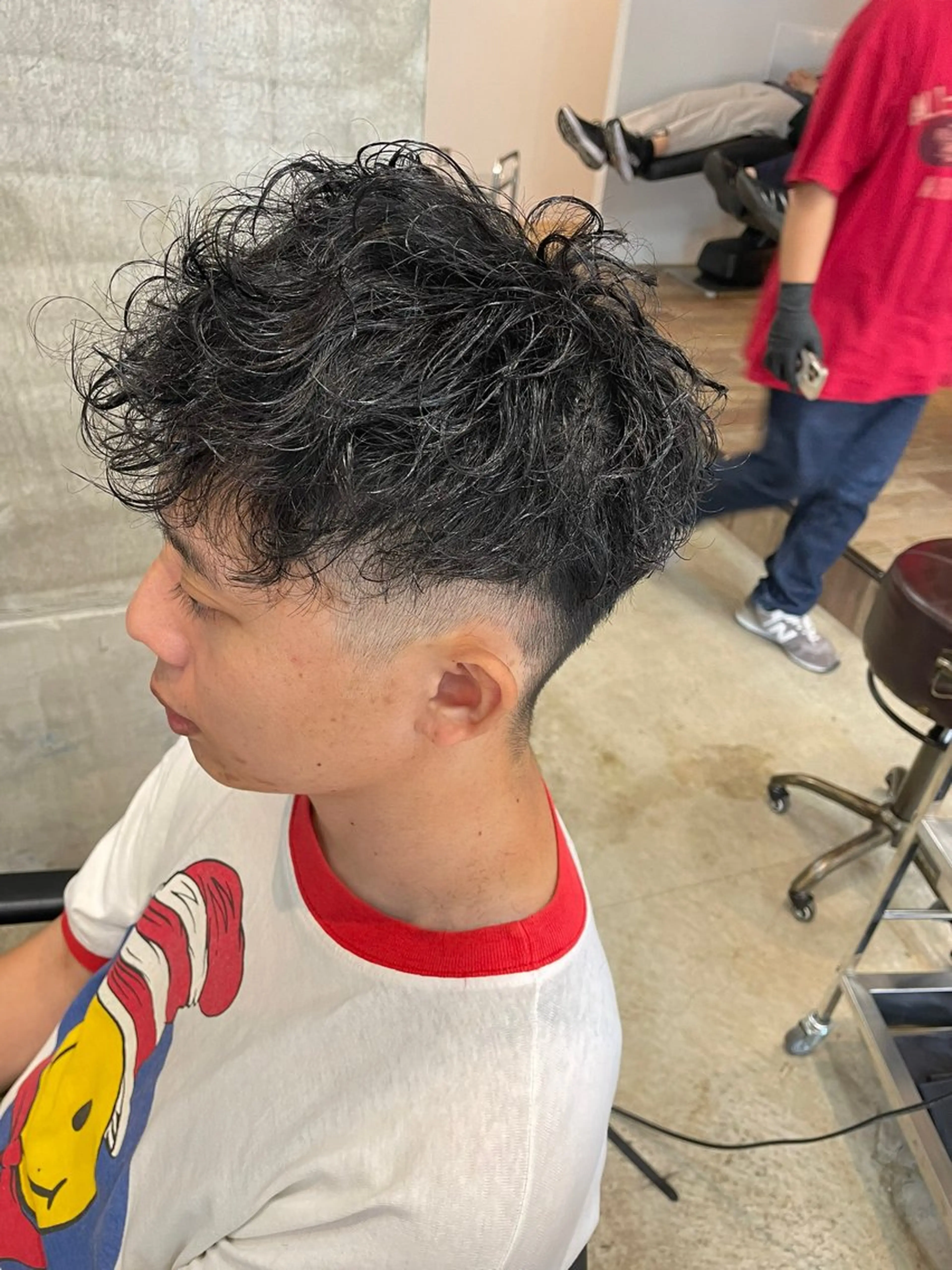 パーマ メンズ カット パーマ 飯泉/メンズカラー ツイスパ/メッシュのヘアスタイル